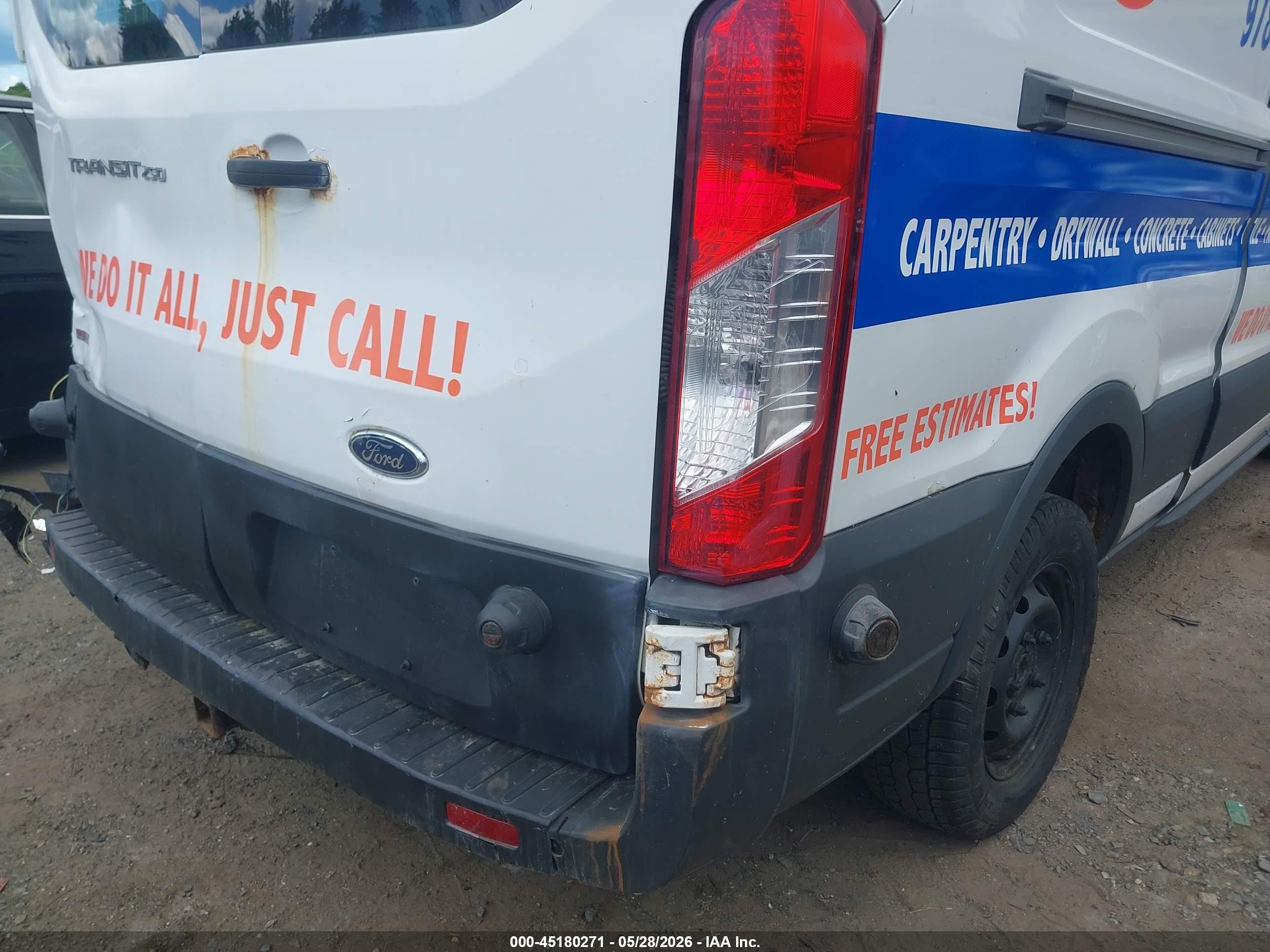 2015 Ford Transit-250   White vin: 1FTNR2CMXFKA78272