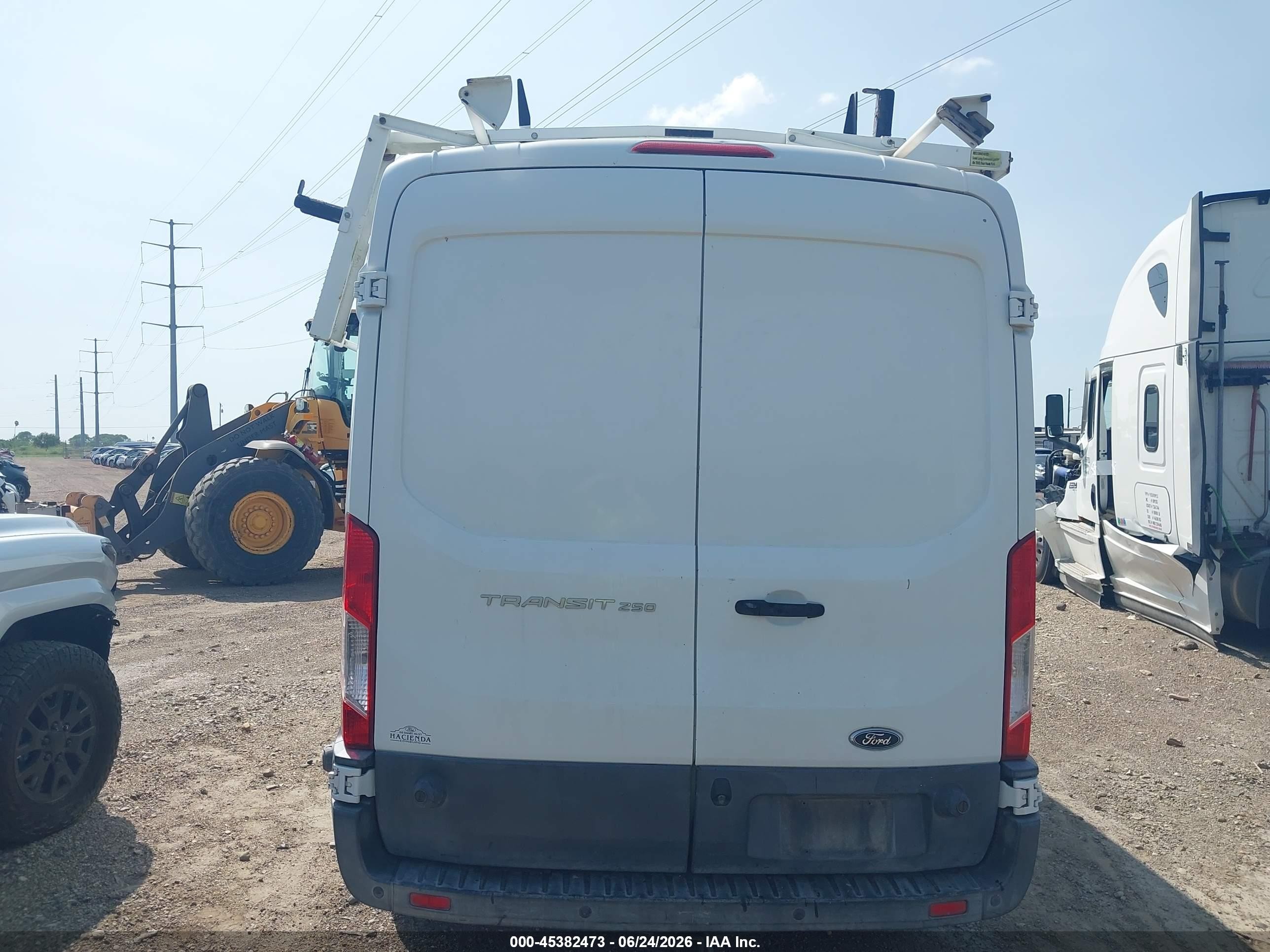 2015 Ford Transit-250   White vin: 1FTNR2CMXFKB25591