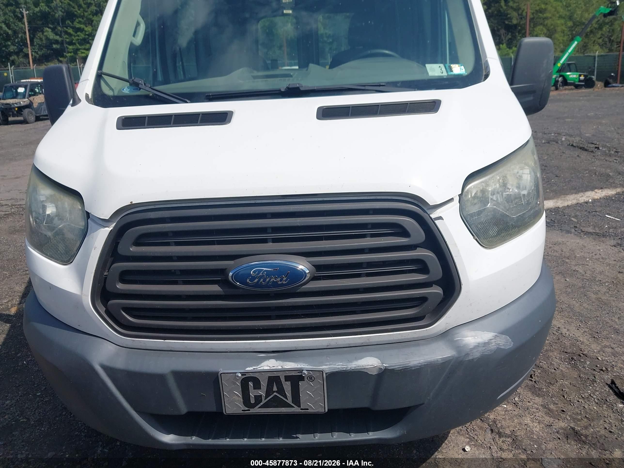 2015 Ford Transit-250   White vin: 1FTNR2XG1FKB07257