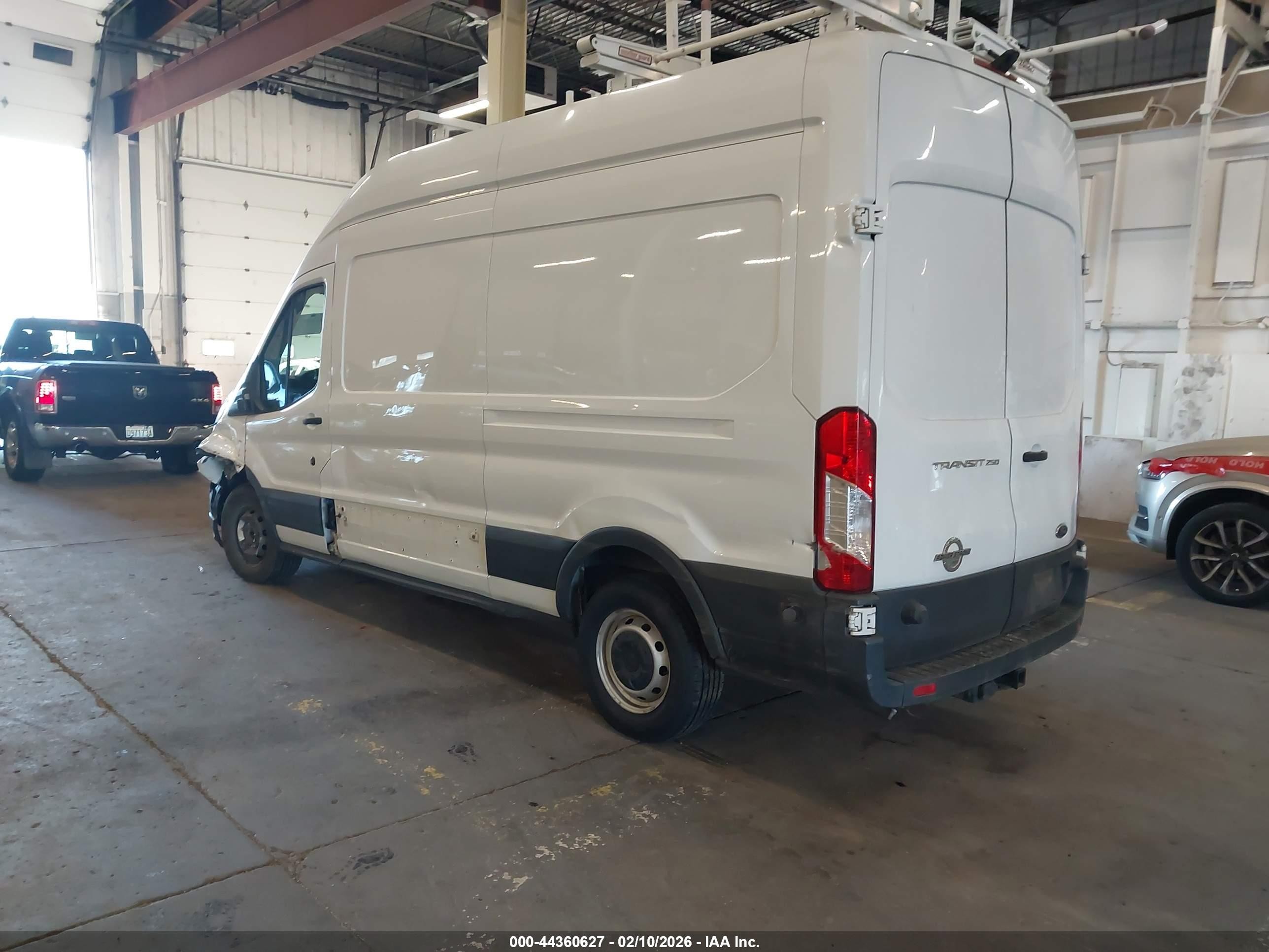 2015 Ford Transit-250 White vin: 1FTNR2XV6FKA79289