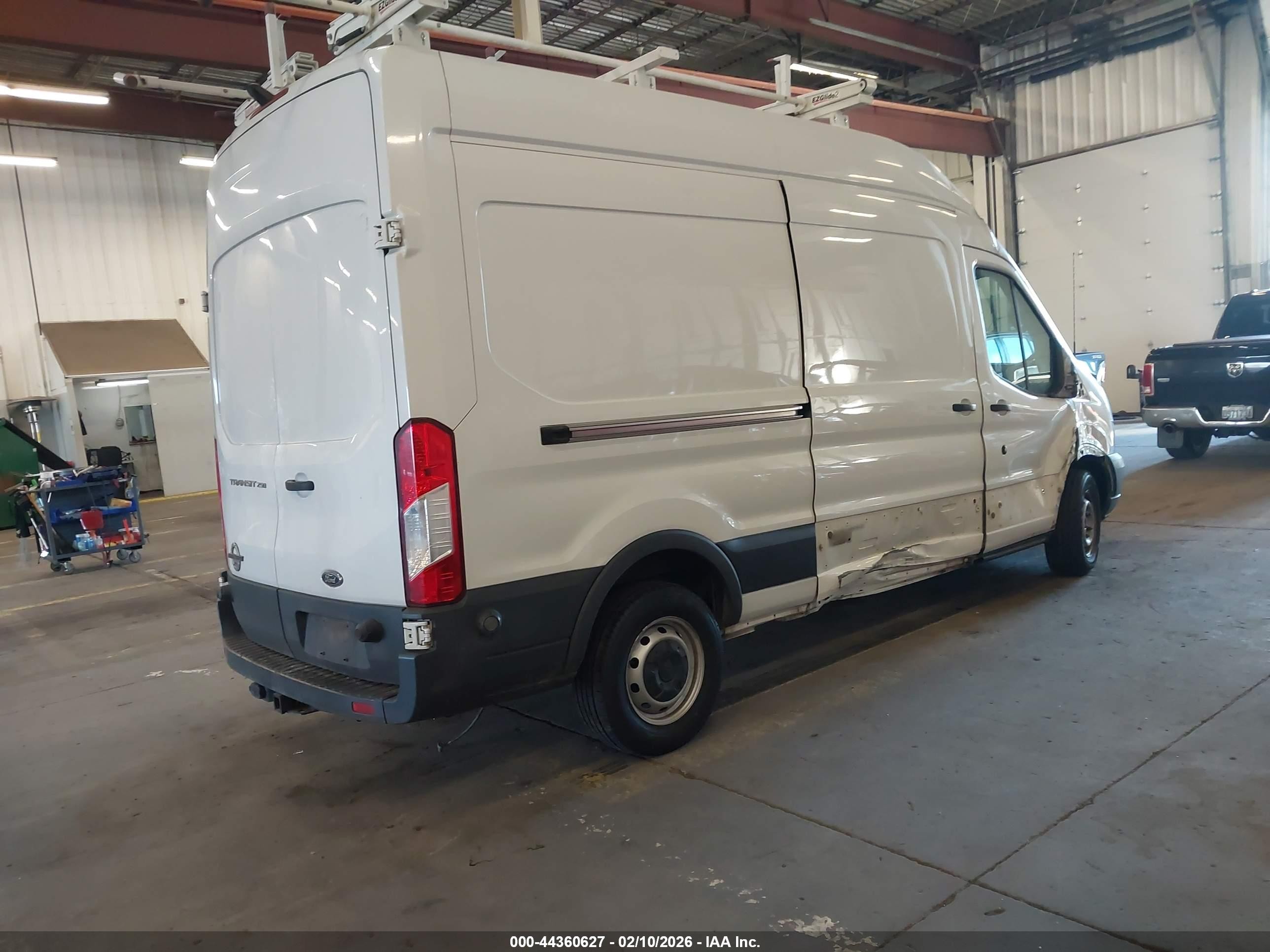 2015 Ford Transit-250 White vin: 1FTNR2XV6FKA79289