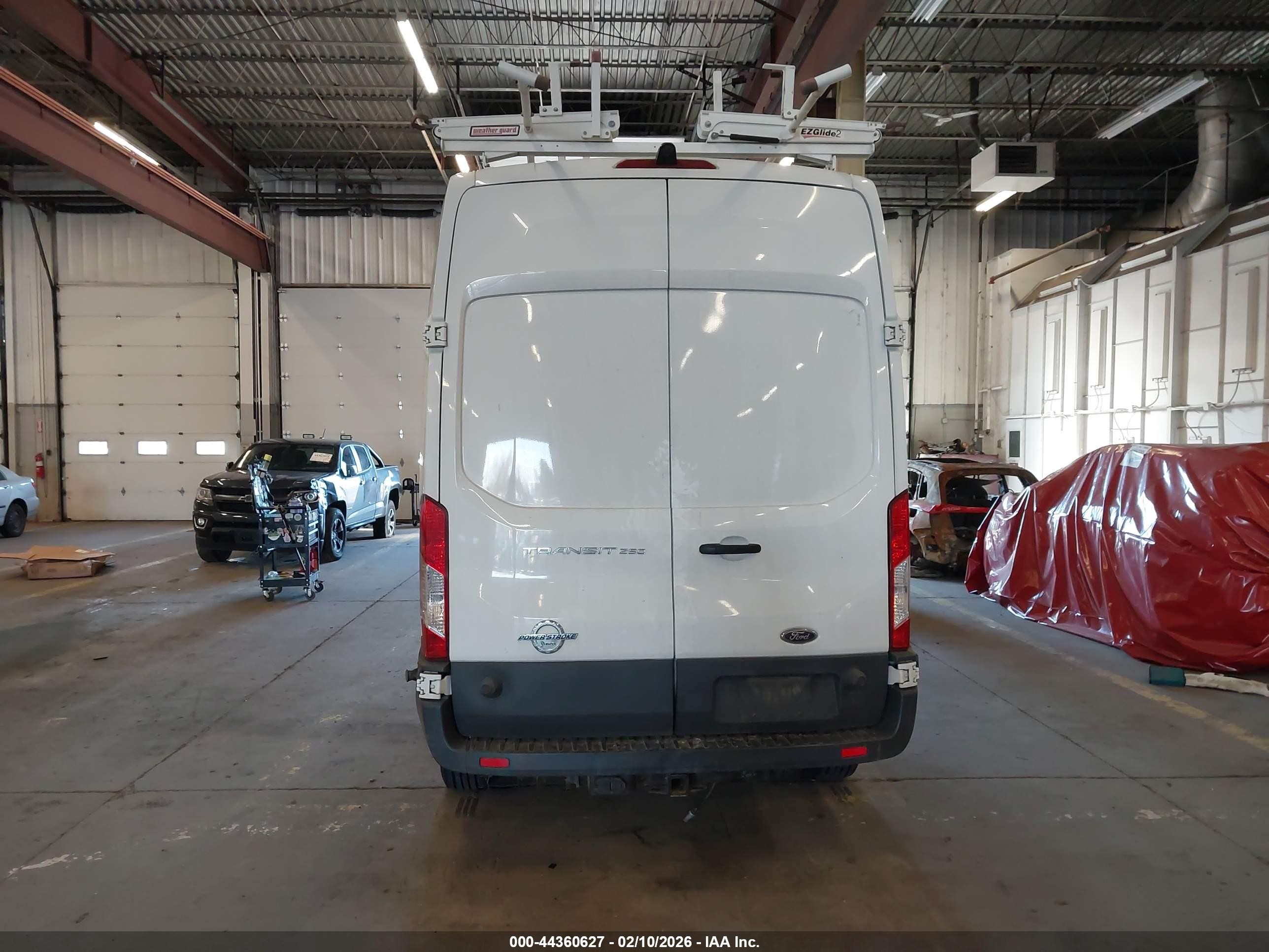 2015 Ford Transit-250 White vin: 1FTNR2XV6FKA79289