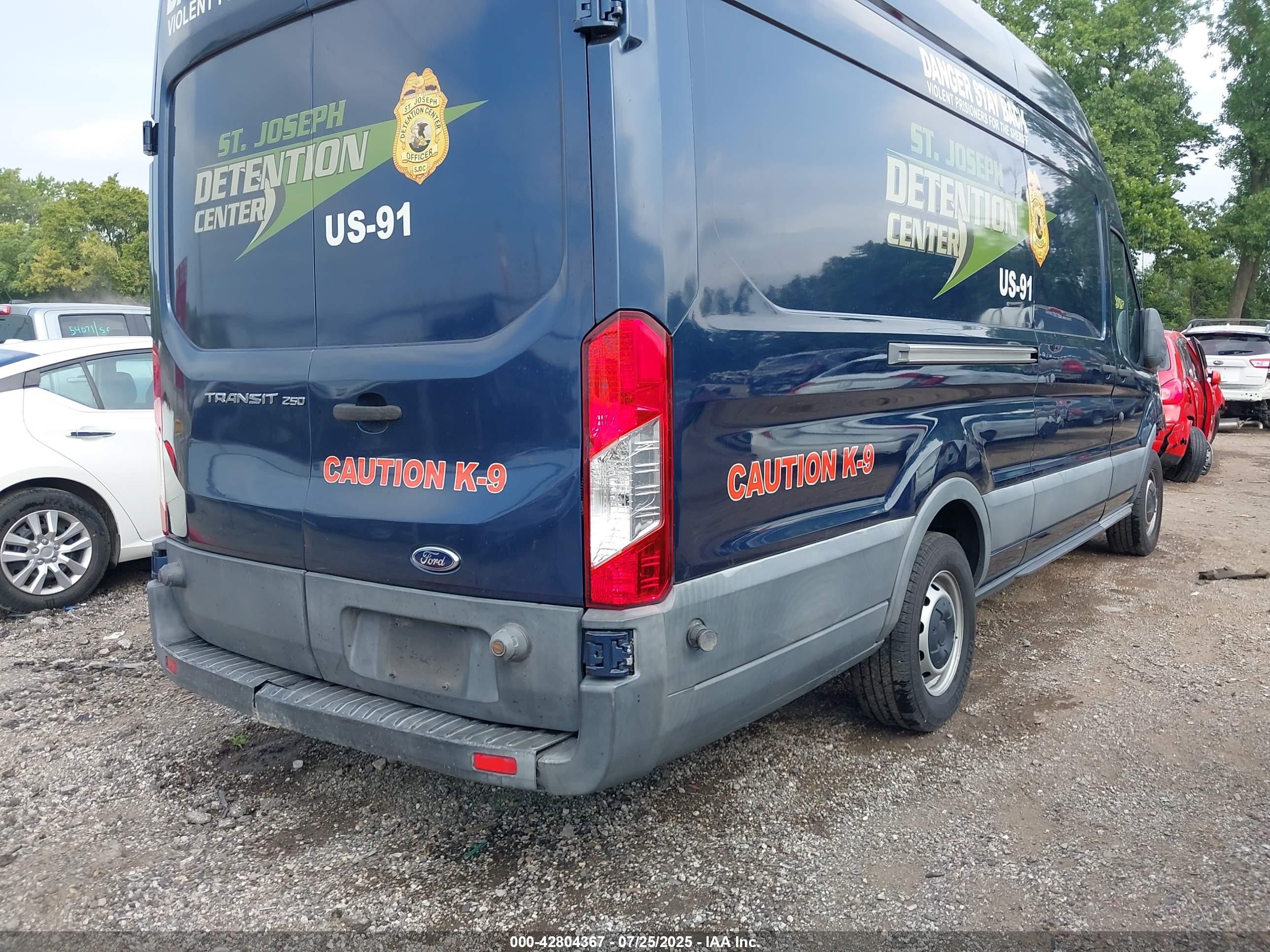 2015 Ford Transit-250 Синий vin: 1FTNR3XM4FKA12798