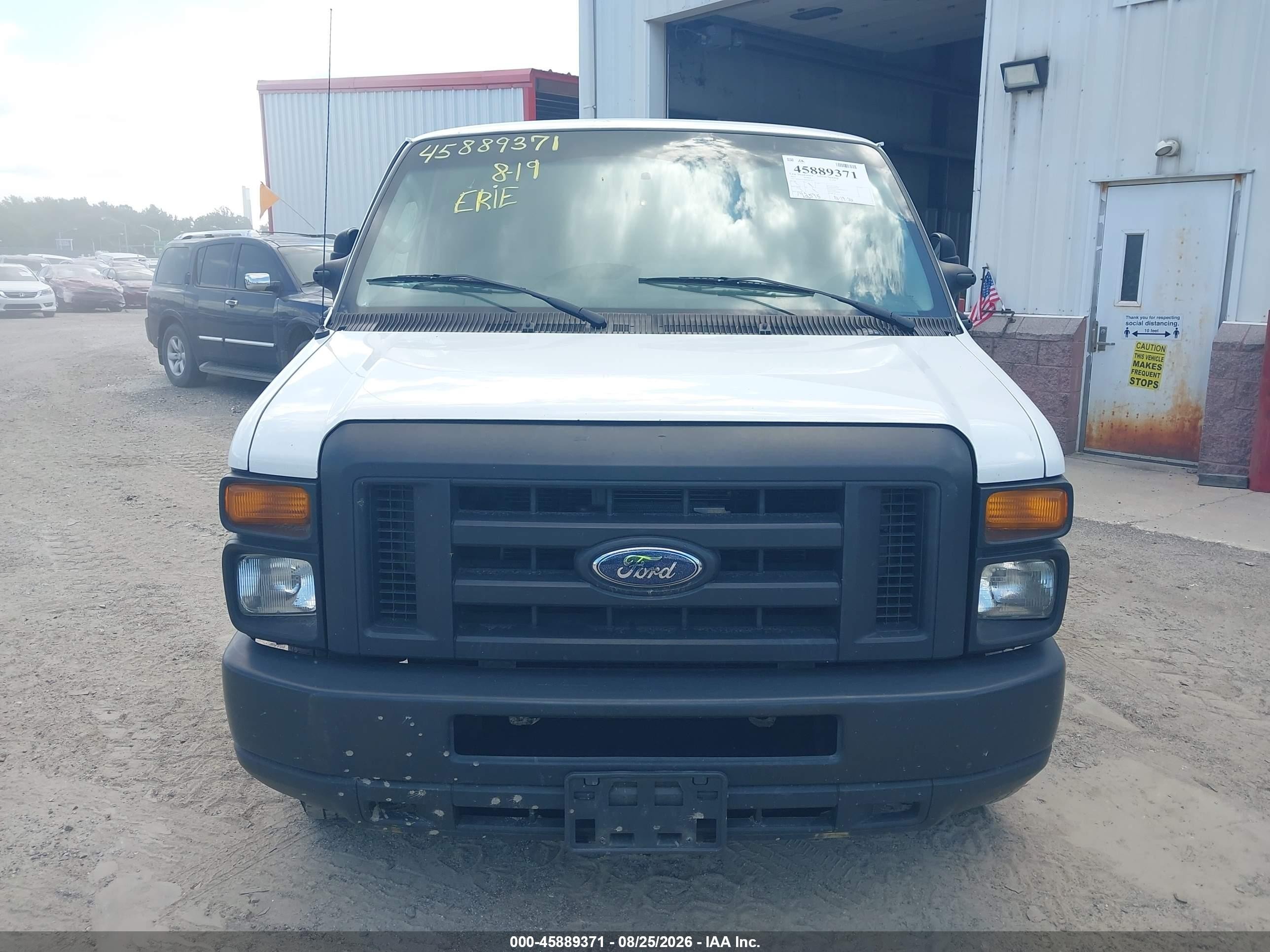2013 Ford E-150 Commercial White vin: 1FTNS1EW0DDB33651