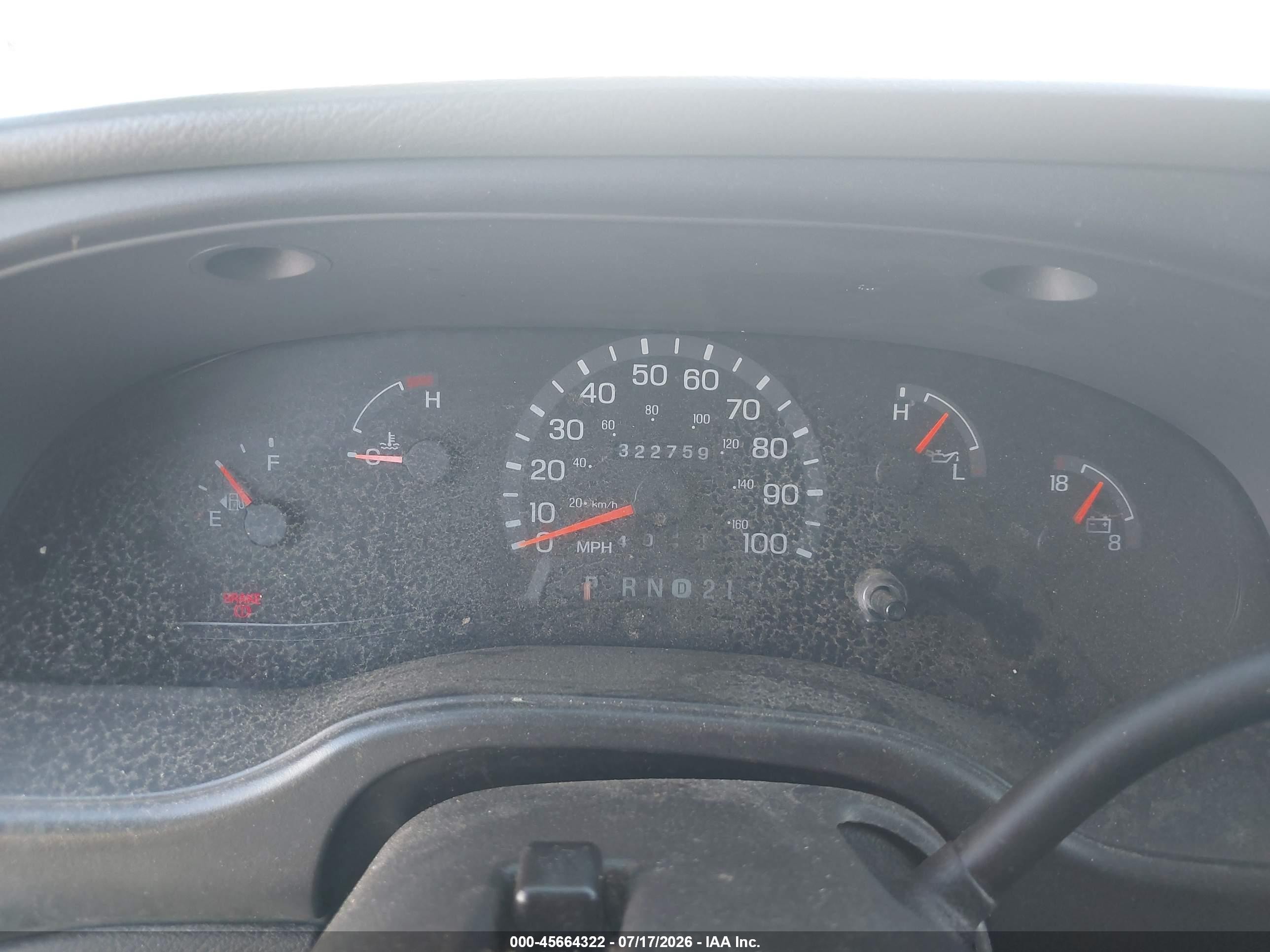 2003 Ford E-250 Commercial/recreational Белый vin: 1FTNS24L03HB87777