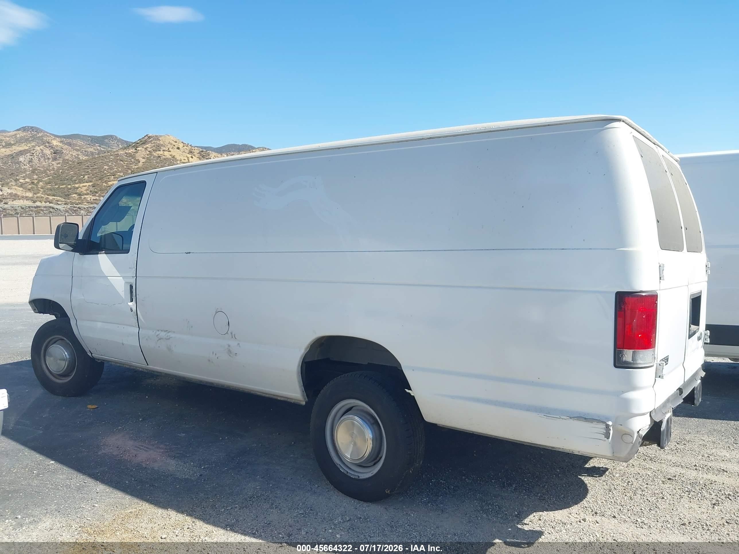 2003 Ford E-250 Commercial/recreational Белый vin: 1FTNS24L03HB87777