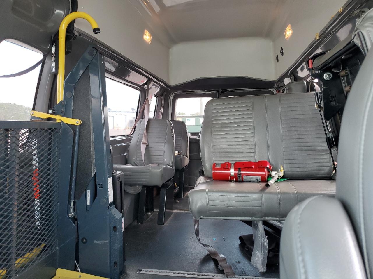 2006 Ford Econoline E250 Van Белый vin: 1FTNS24L46HA61944