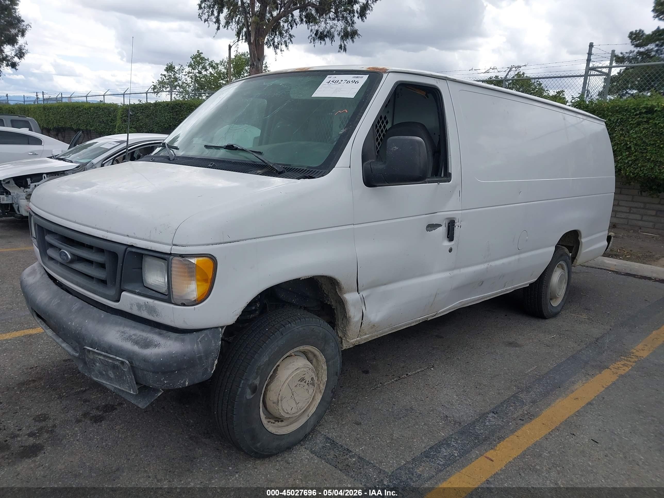 2003 Ford E-250 Commercial/recreational White vin: 1FTNS24L73HA12555