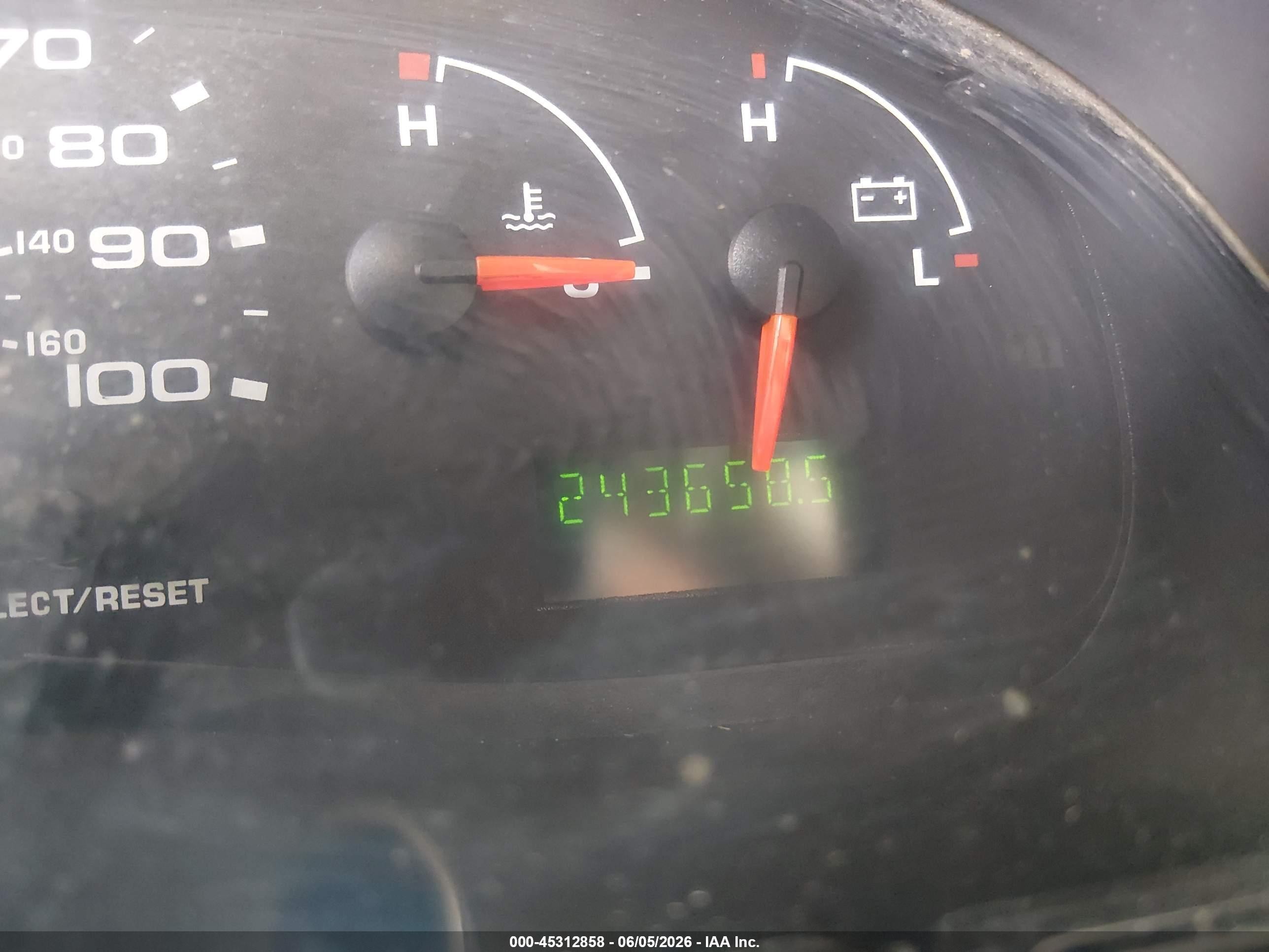 2006 Ford E-250 Commercial/recreational White vin: 1FTNS24L76HA07411