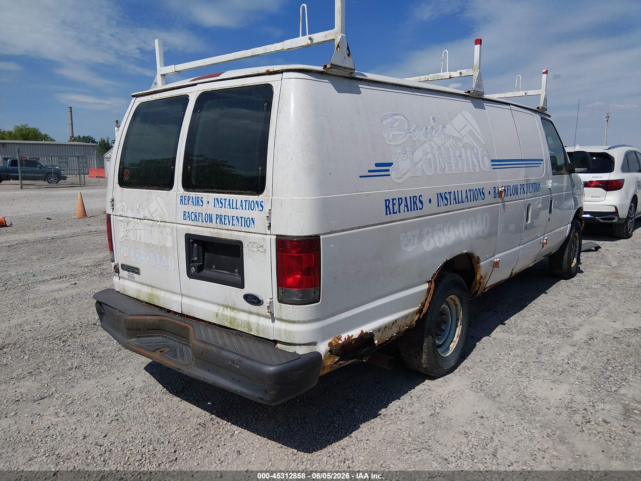 2006 Ford E-250 Commercial/recreational White vin: 1FTNS24L76HA07411