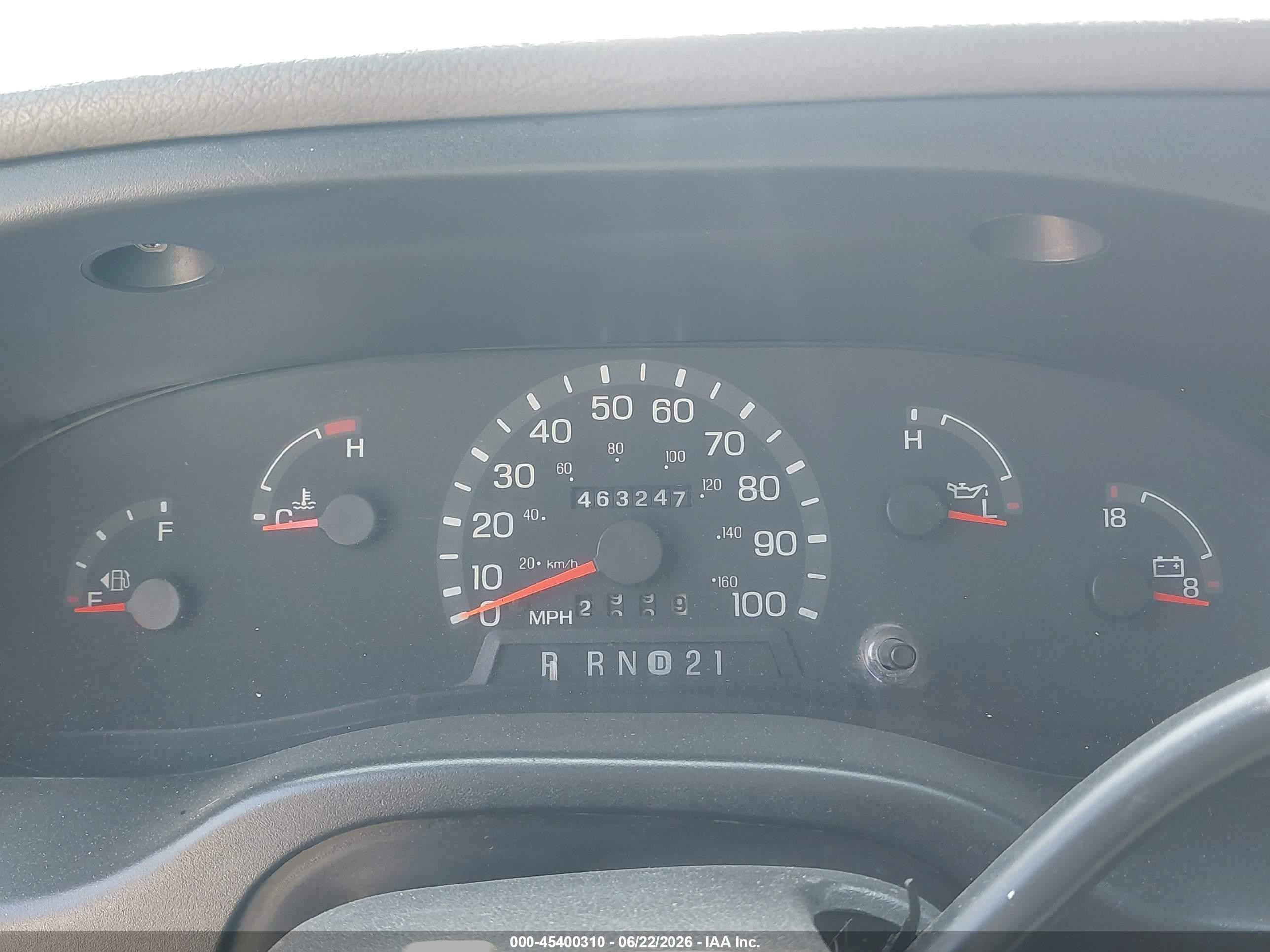 1998 Ford E-250 Commercial/recreational White vin: 1FTNS24L8WHC09240