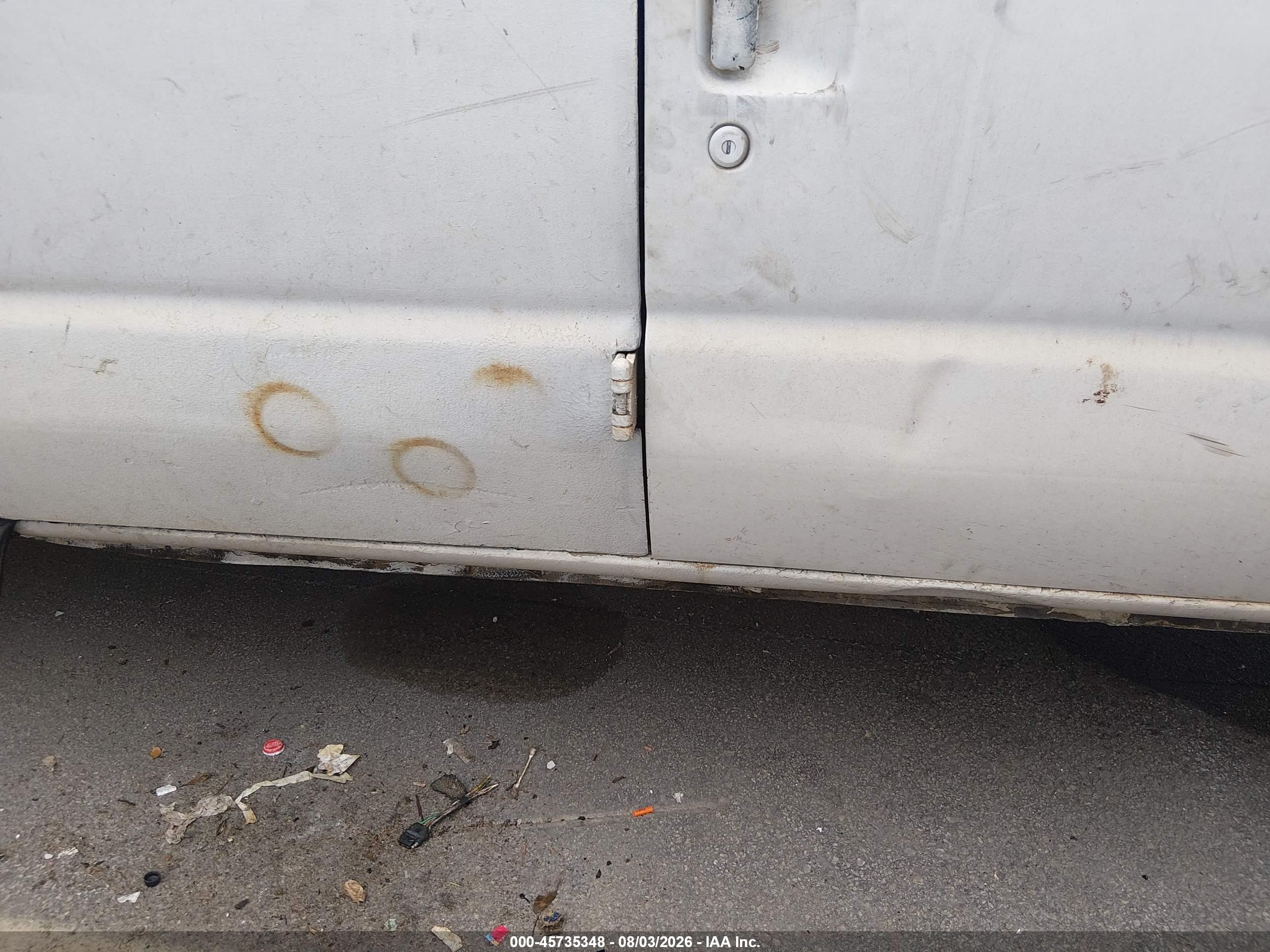 2000 Ford E-250 Commercial/recreational Белый vin: 1FTNS24L8YHB07973