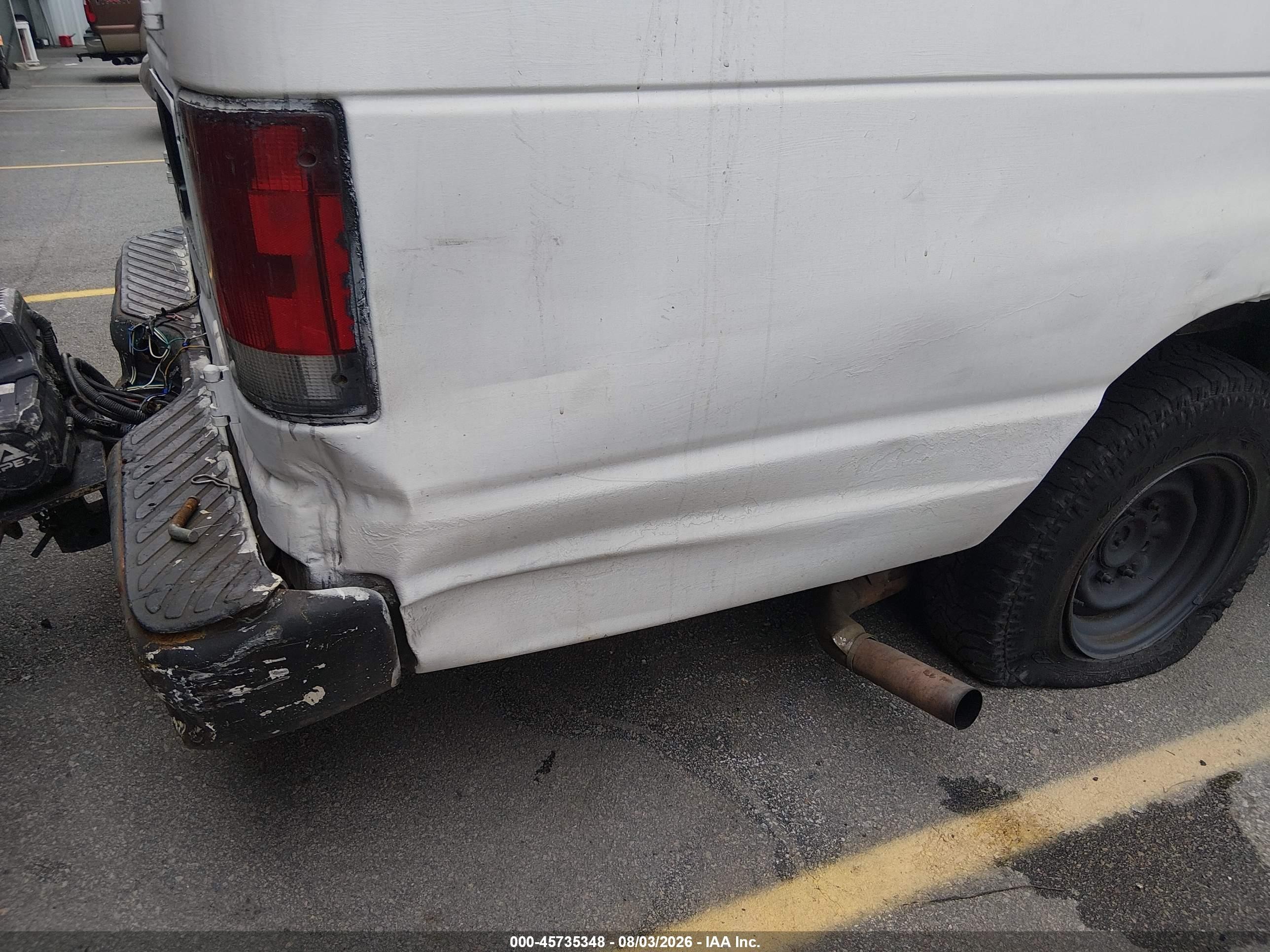 2000 Ford E-250 Commercial/recreational Белый vin: 1FTNS24L8YHB07973