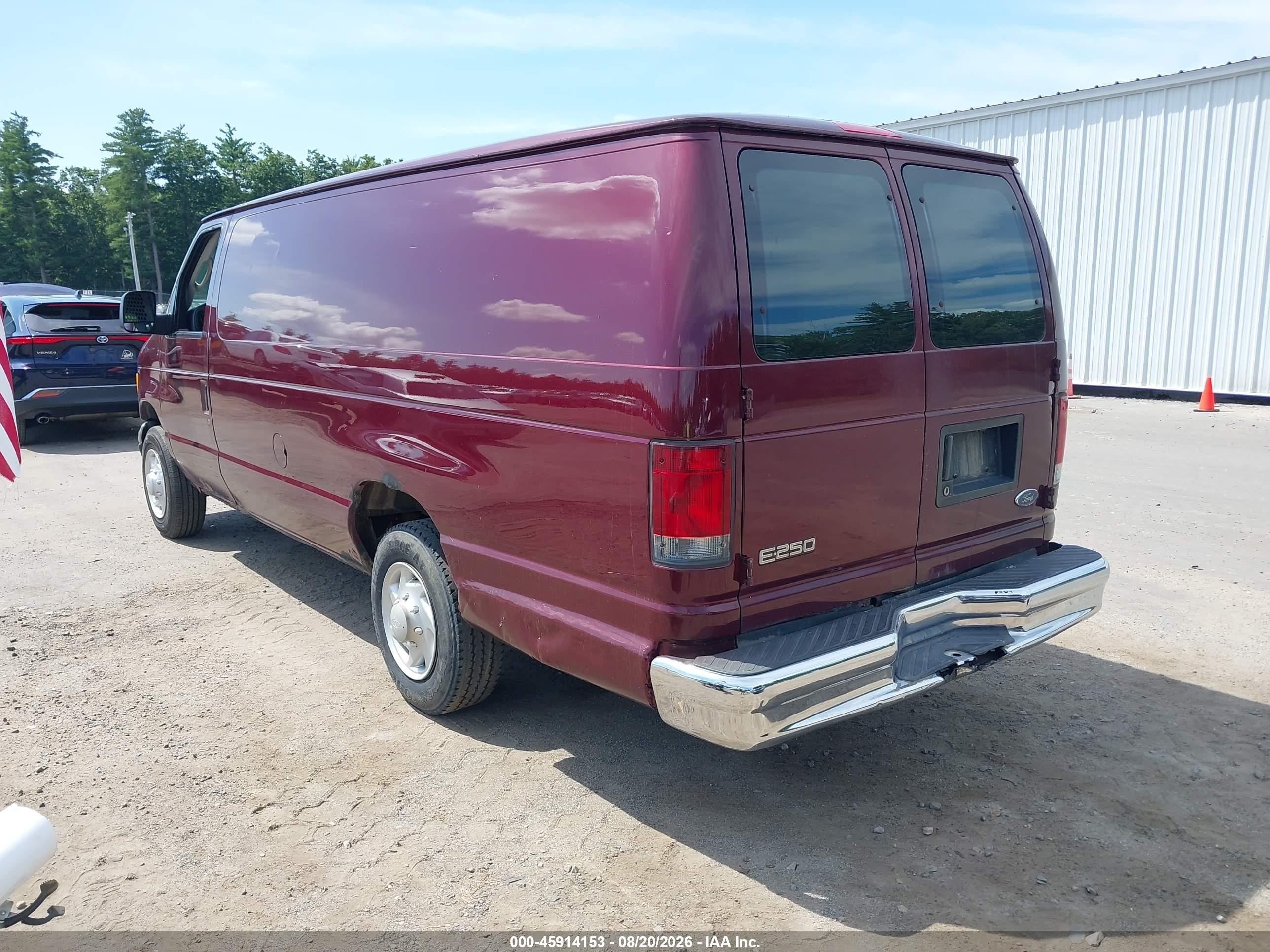 2005 Ford E-250 Commercial/recreational Red vin: 1FTNS24L95HB42713