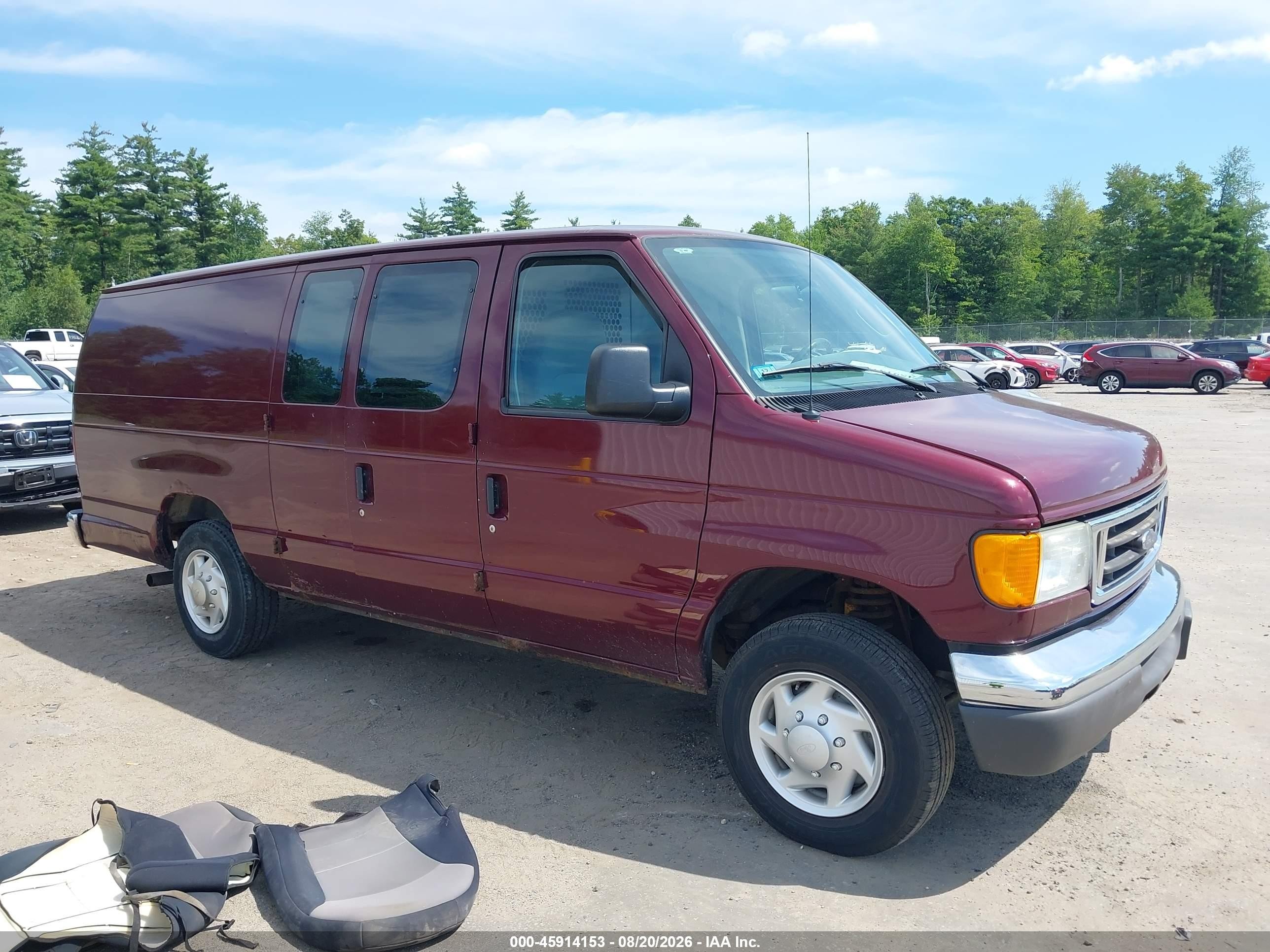 2005 Ford E-250 Commercial/recreational Red vin: 1FTNS24L95HB42713