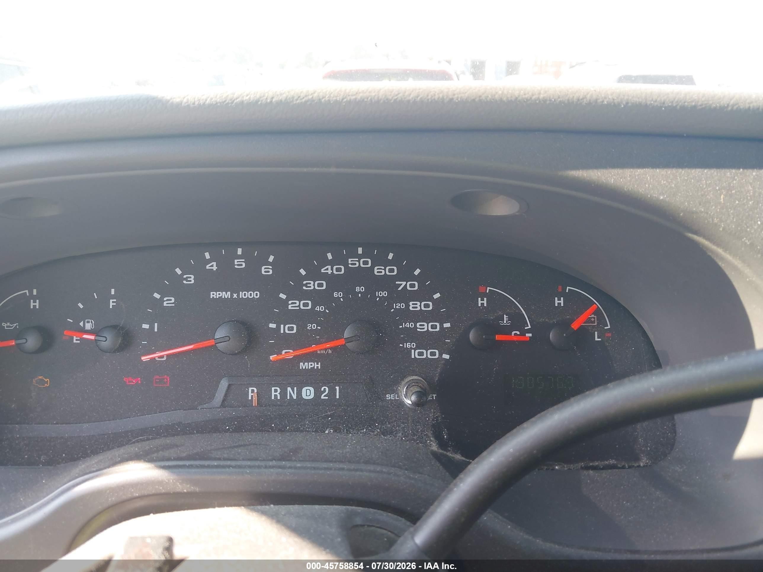 2007 Ford E-250 Commercial/recreational White vin: 1FTNS24LX7DA28360