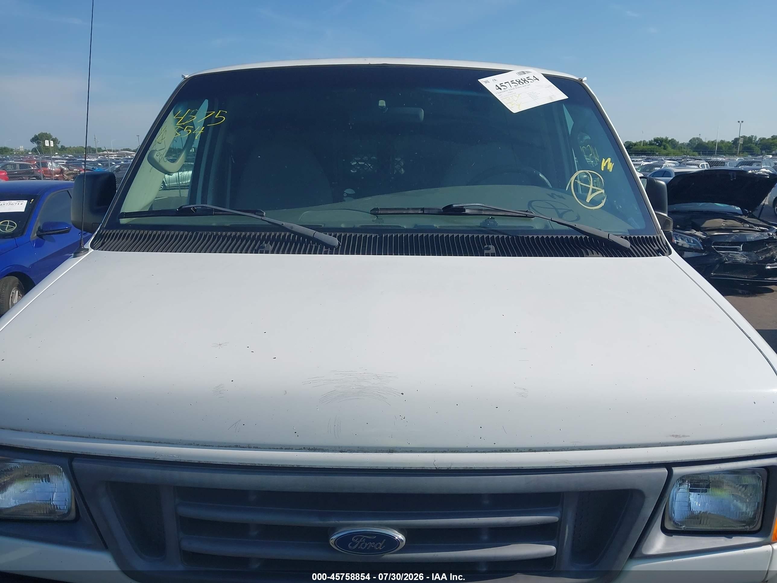 2007 Ford E-250 Commercial/recreational White vin: 1FTNS24LX7DA28360