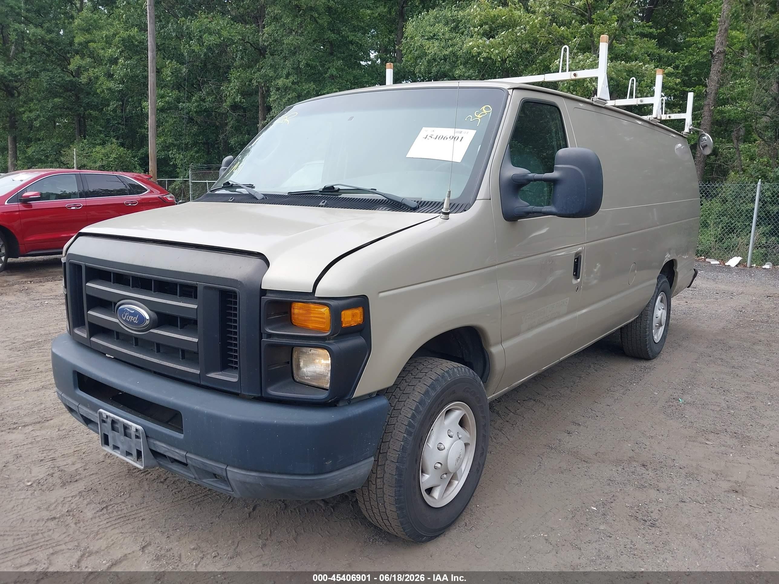 2008 Ford E-250 Commercial/recreational Золотой vin: 1FTNS24W18DB41514