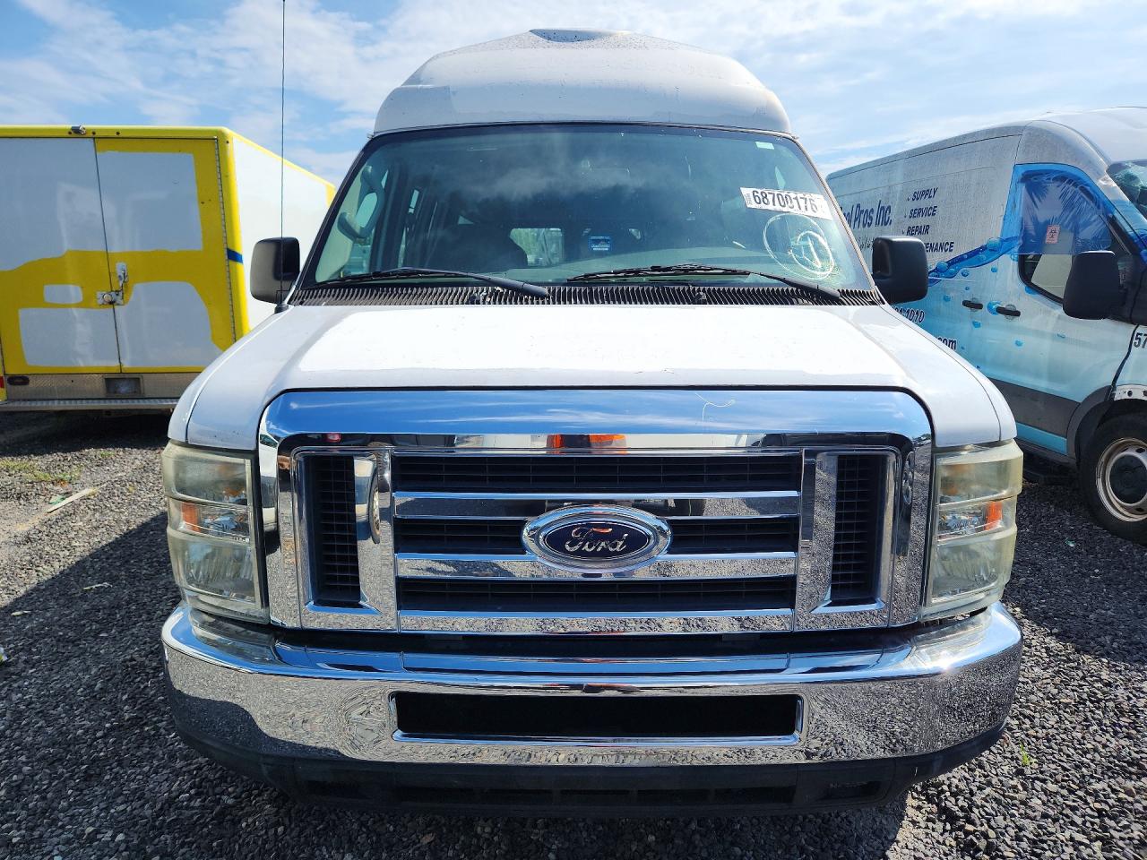 2008 Ford Econoline E250 Van White vin: 1FTNS24W18DB51489