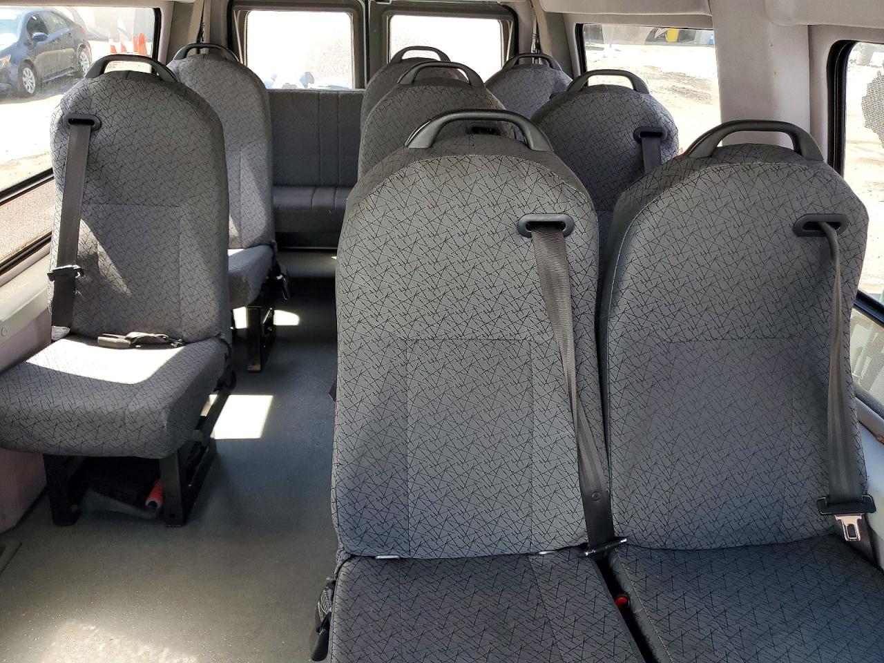 2008 Ford Econoline E250 Van White vin: 1FTNS24W18DB51489