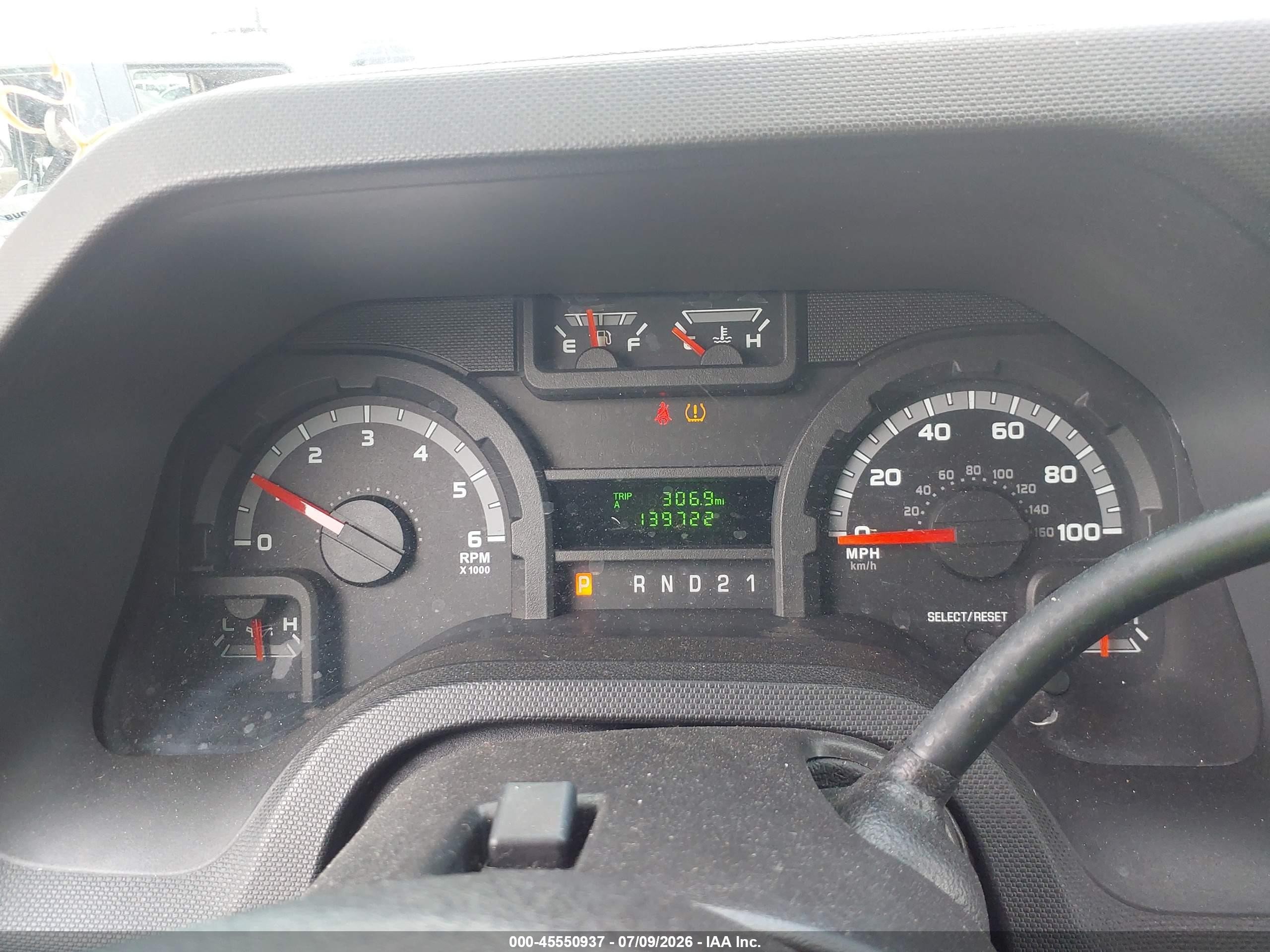 2009 Ford E-250 Commercial/recreational White vin: 1FTNS24W39DA25670