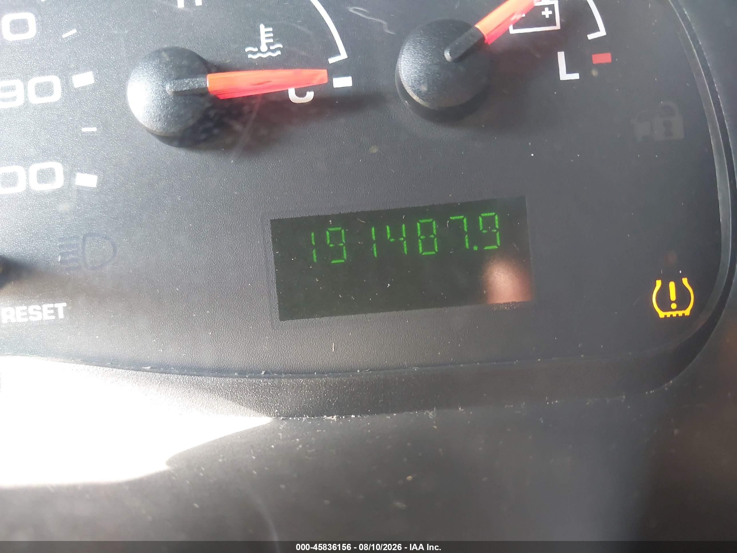 2008 Ford E-250 Commercial/recreational White vin: 1FTNS24W88DB05724
