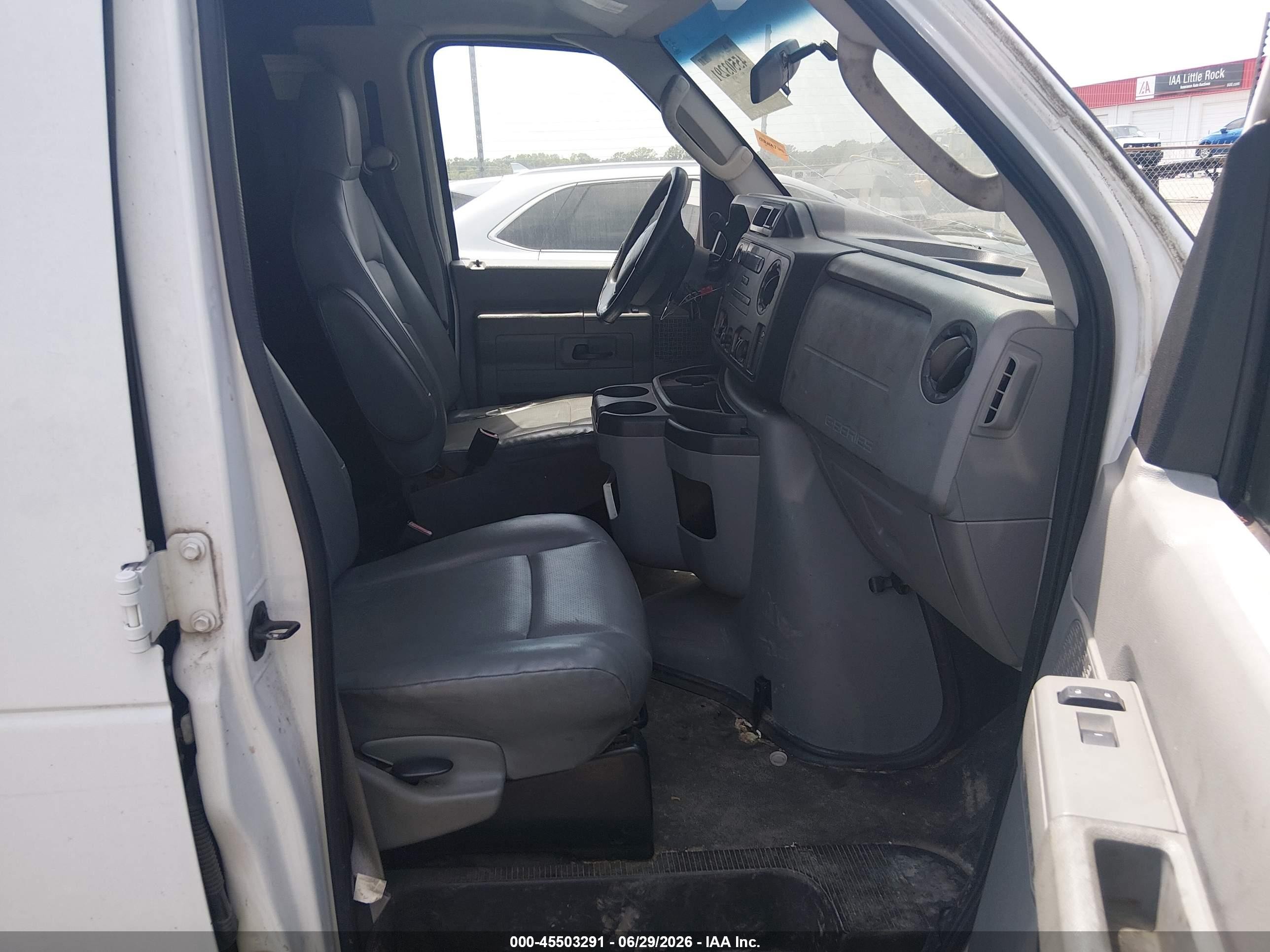 2012 Ford E-250 Commercial/recreational White vin: 1FTNS2EL0CDA85496