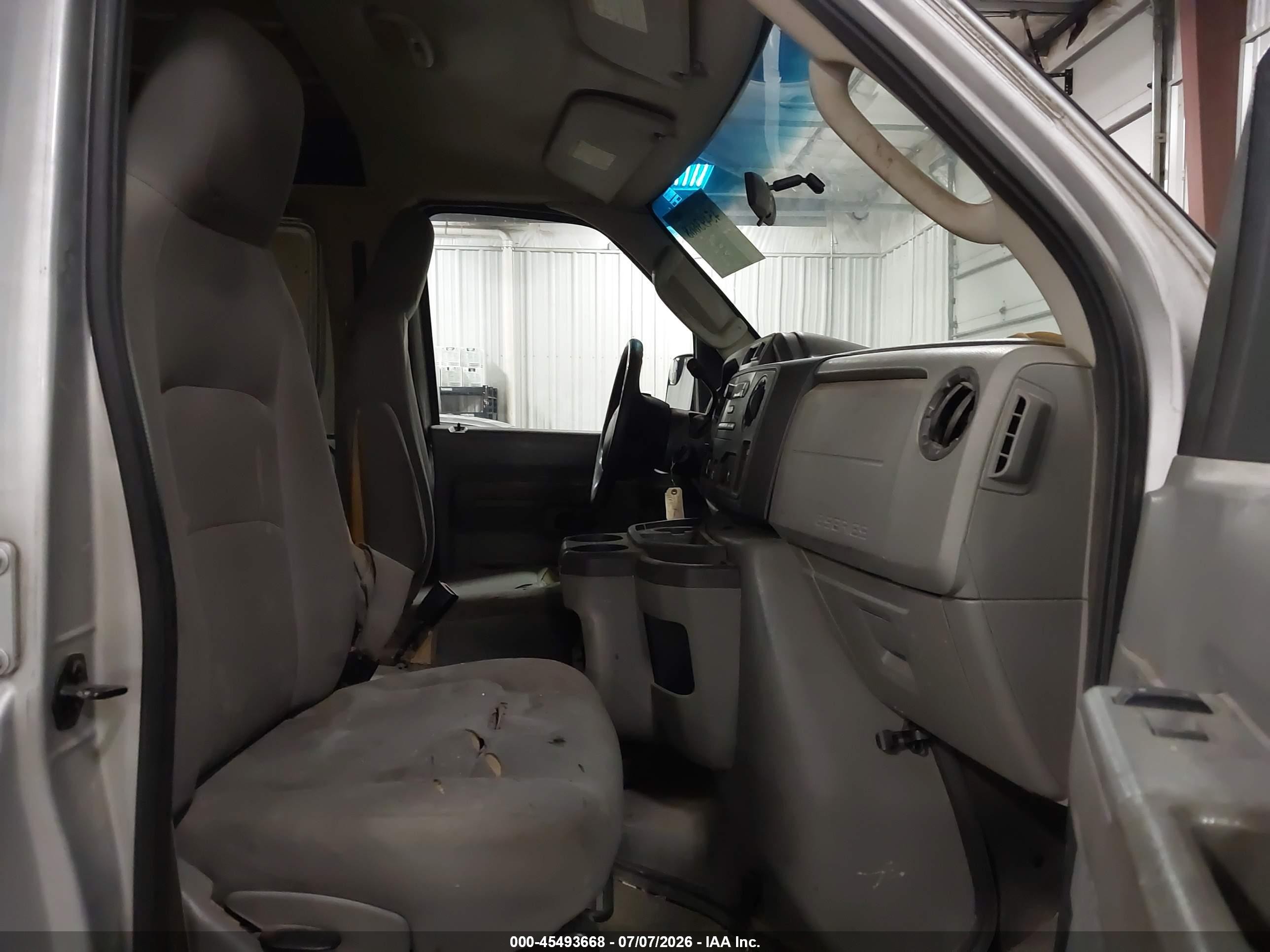 2012 Ford E-250   Silver vin: 1FTNS2EL0CDA92237
