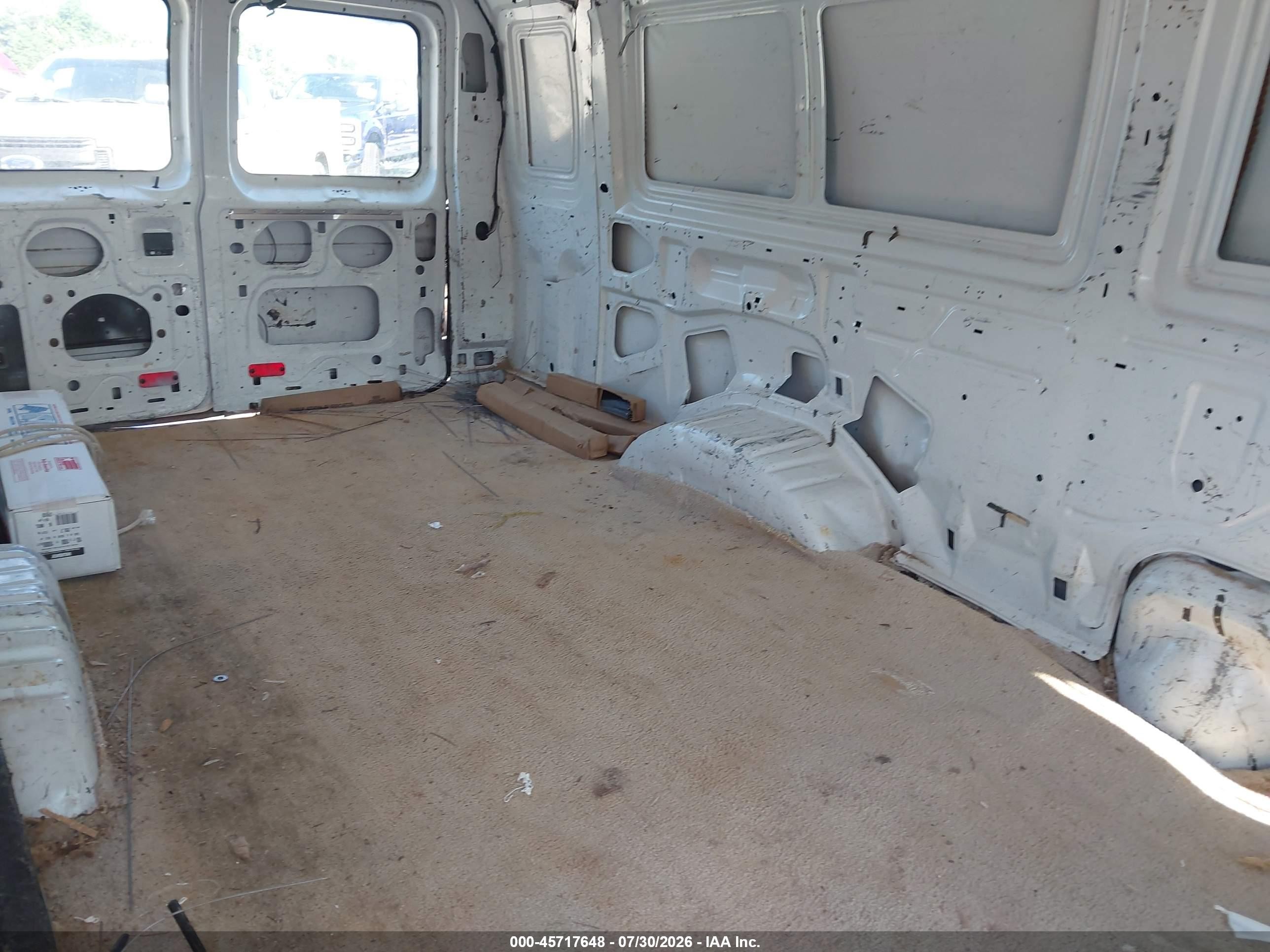 2013 Ford E-250 Commercial Белый vin: 1FTNS2EL2DDA81239