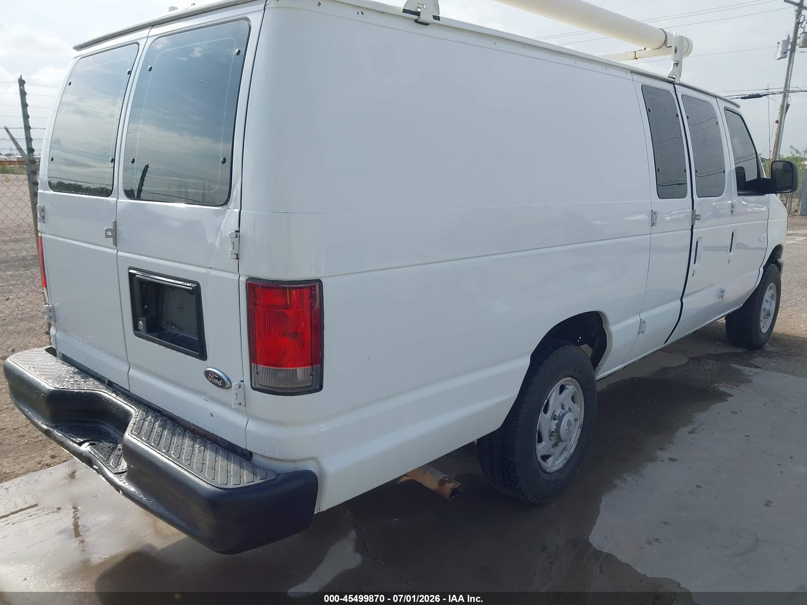 2014 Ford E-250 Commercial/recreational White vin: 1FTNS2EL3EDA45464