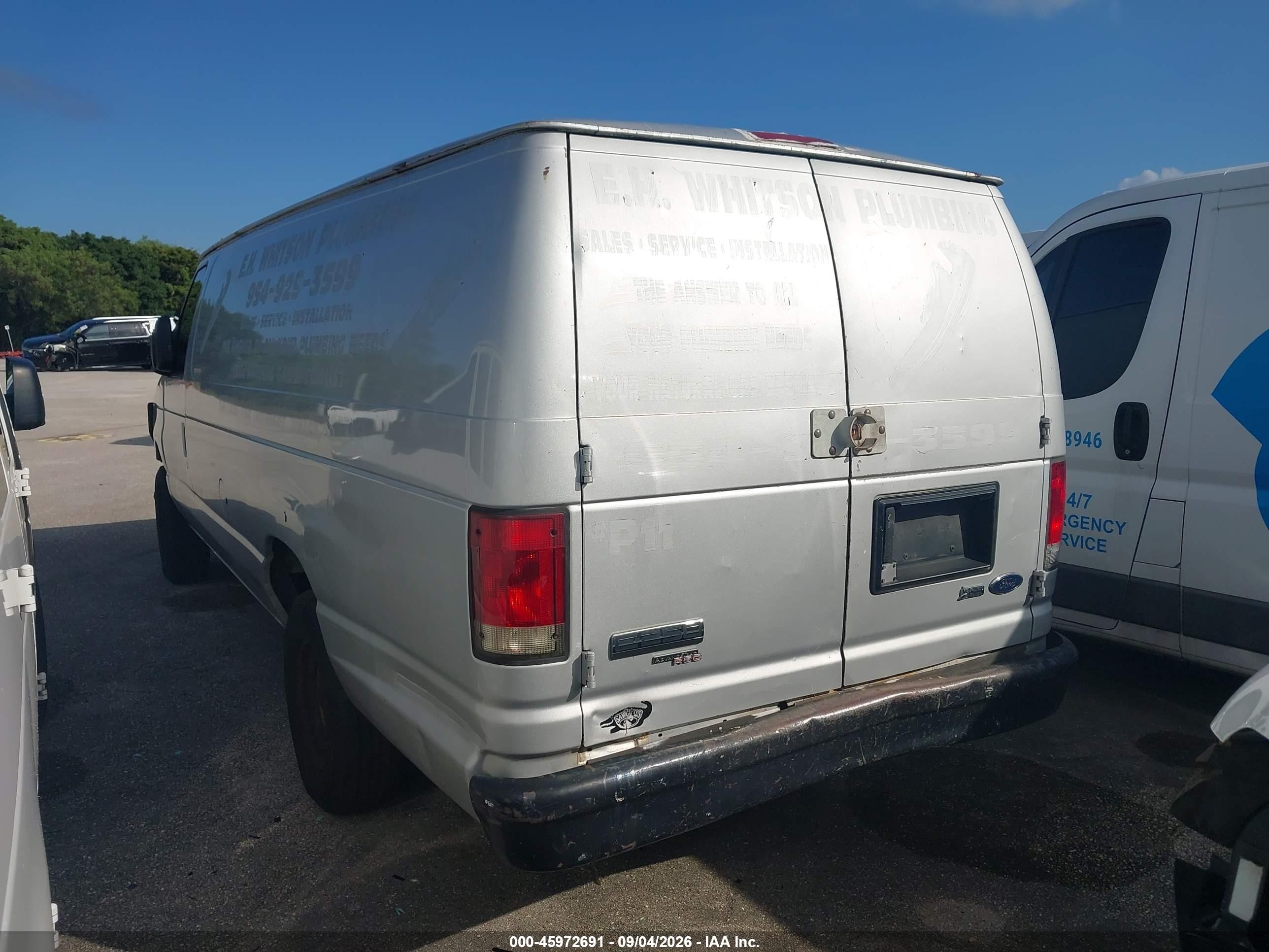 2011 Ford E-250 Commercial Silver vin: 1FTNS2EL4BDA84611