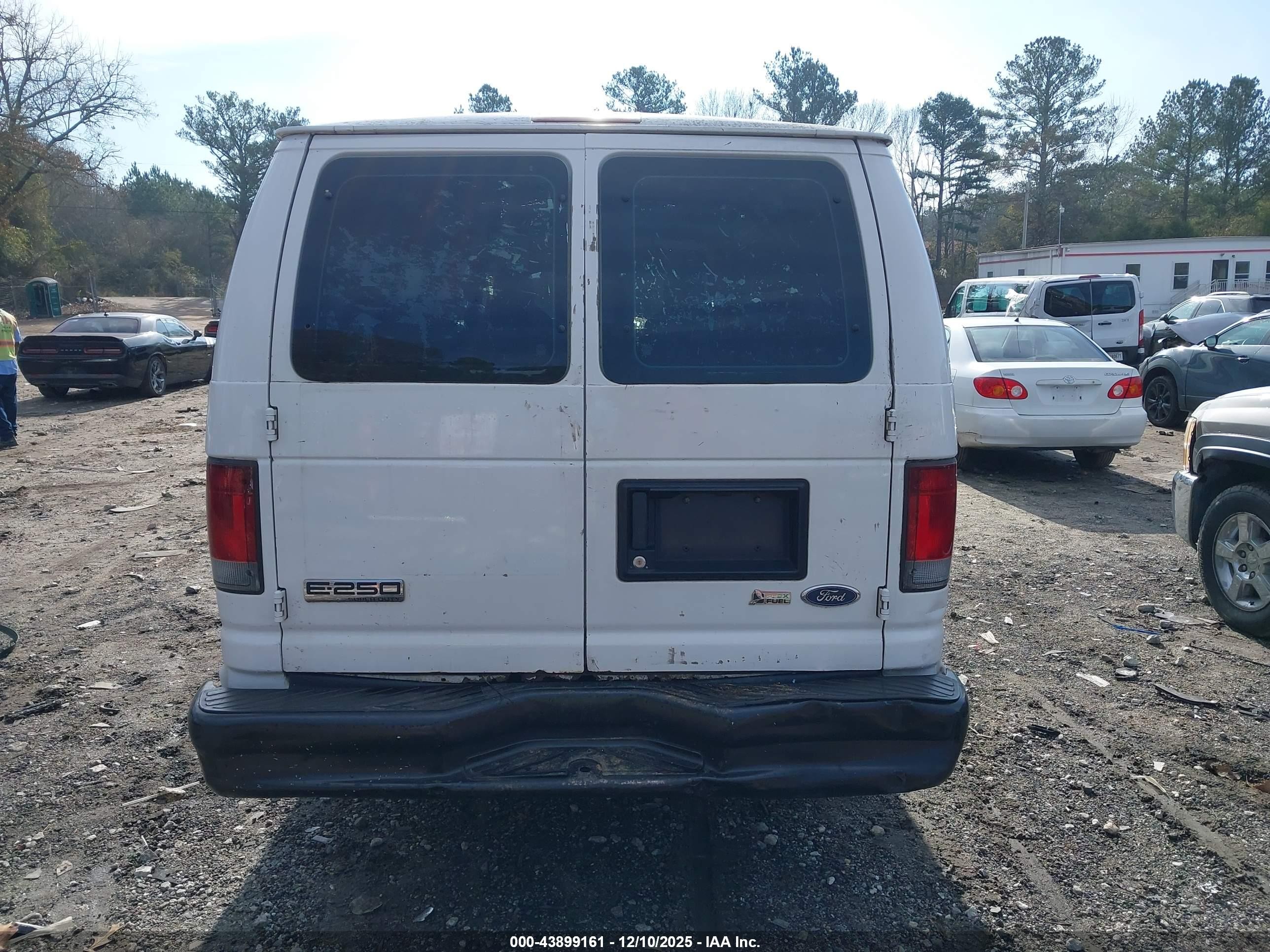 2010 Ford E-250 Commercial/recreational White vin: 1FTNS2ELXADA46699