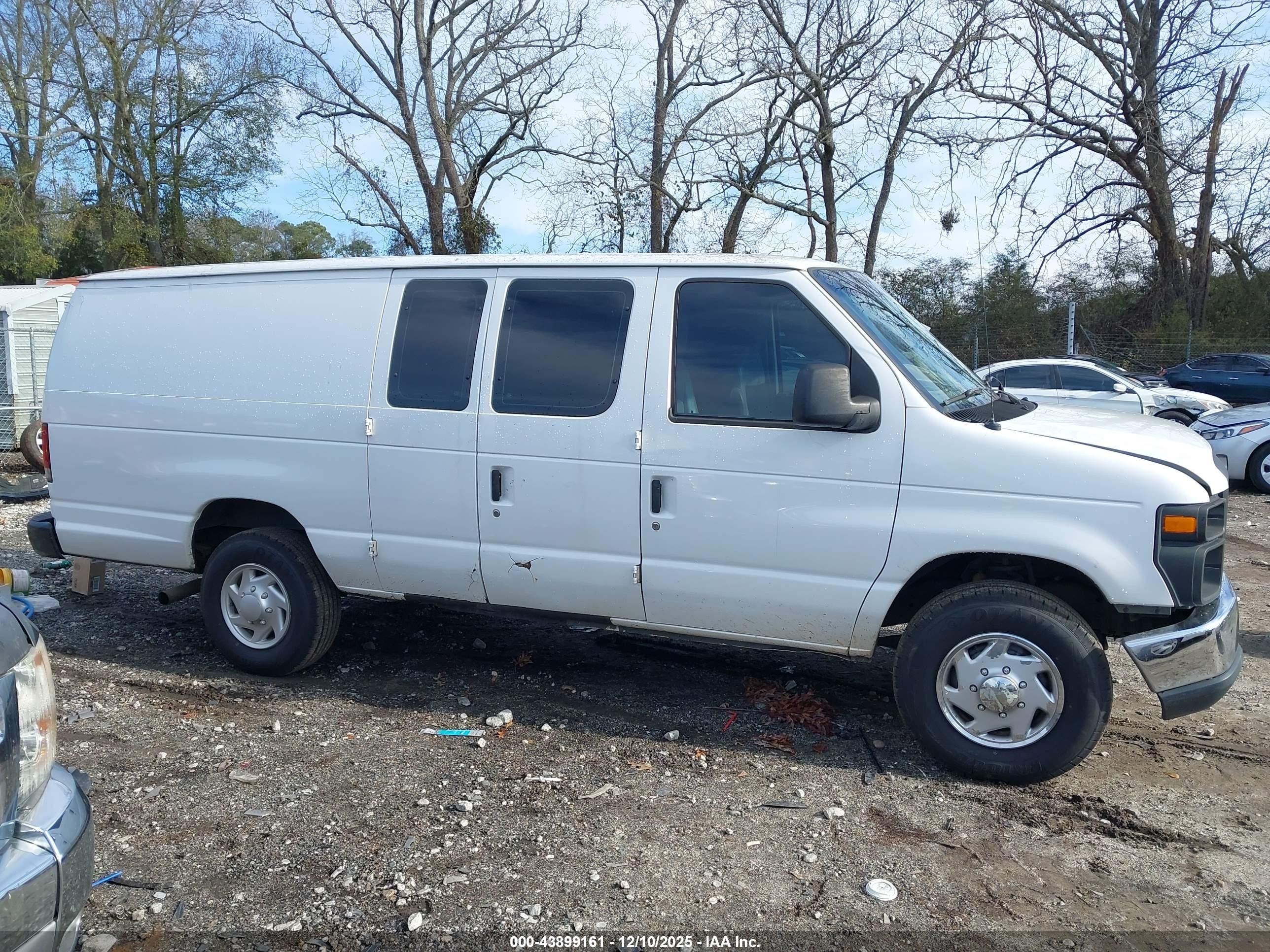 2010 Ford E-250 Commercial/recreational White vin: 1FTNS2ELXADA46699