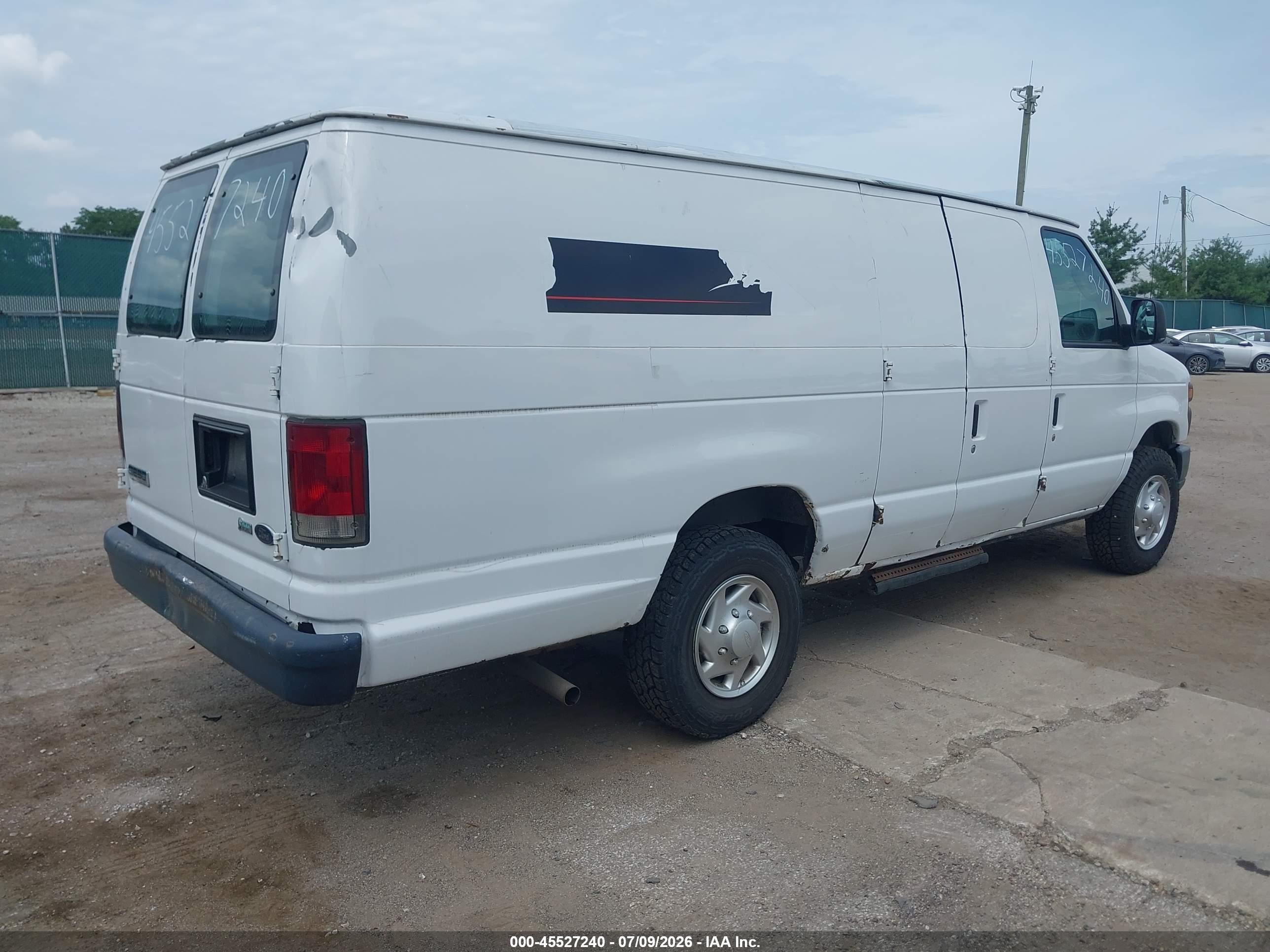 2013 Ford E-250 Commercial/recreational White vin: 1FTNS2EW1DDA14285