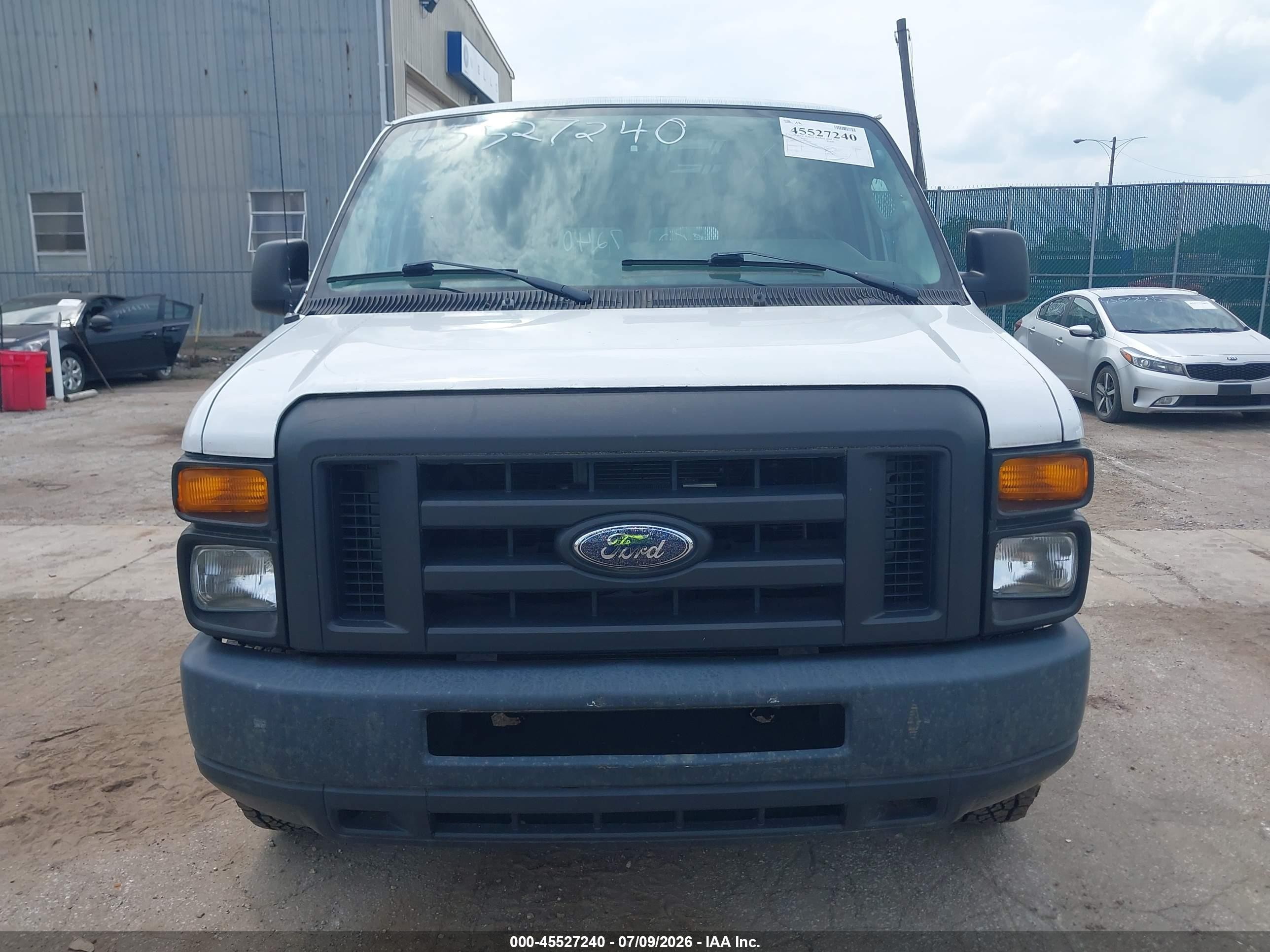 2013 Ford E-250 Commercial/recreational White vin: 1FTNS2EW1DDA14285