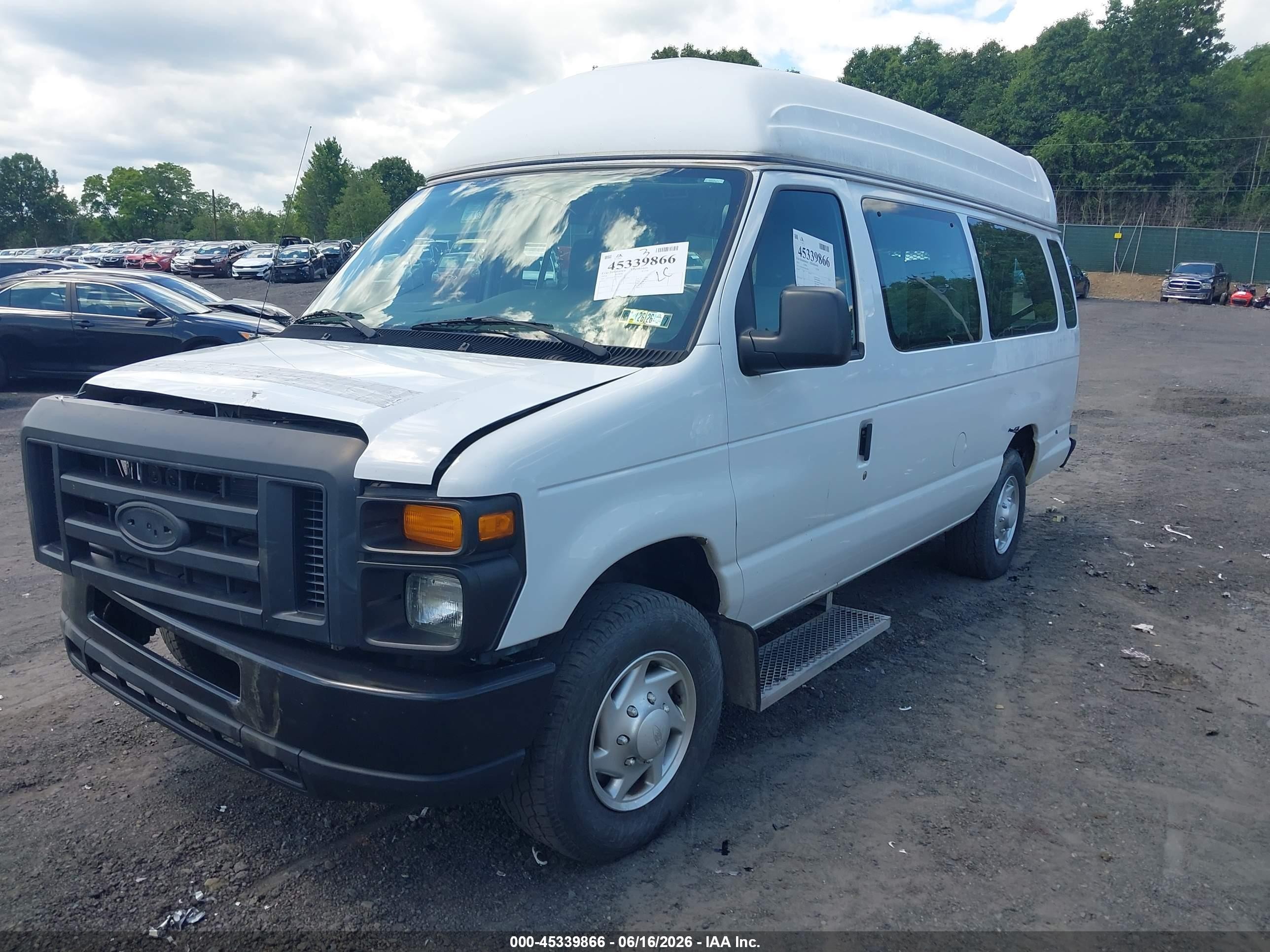 2014 Ford E-250 Commercial White vin: 1FTNS2EW1EDA59535