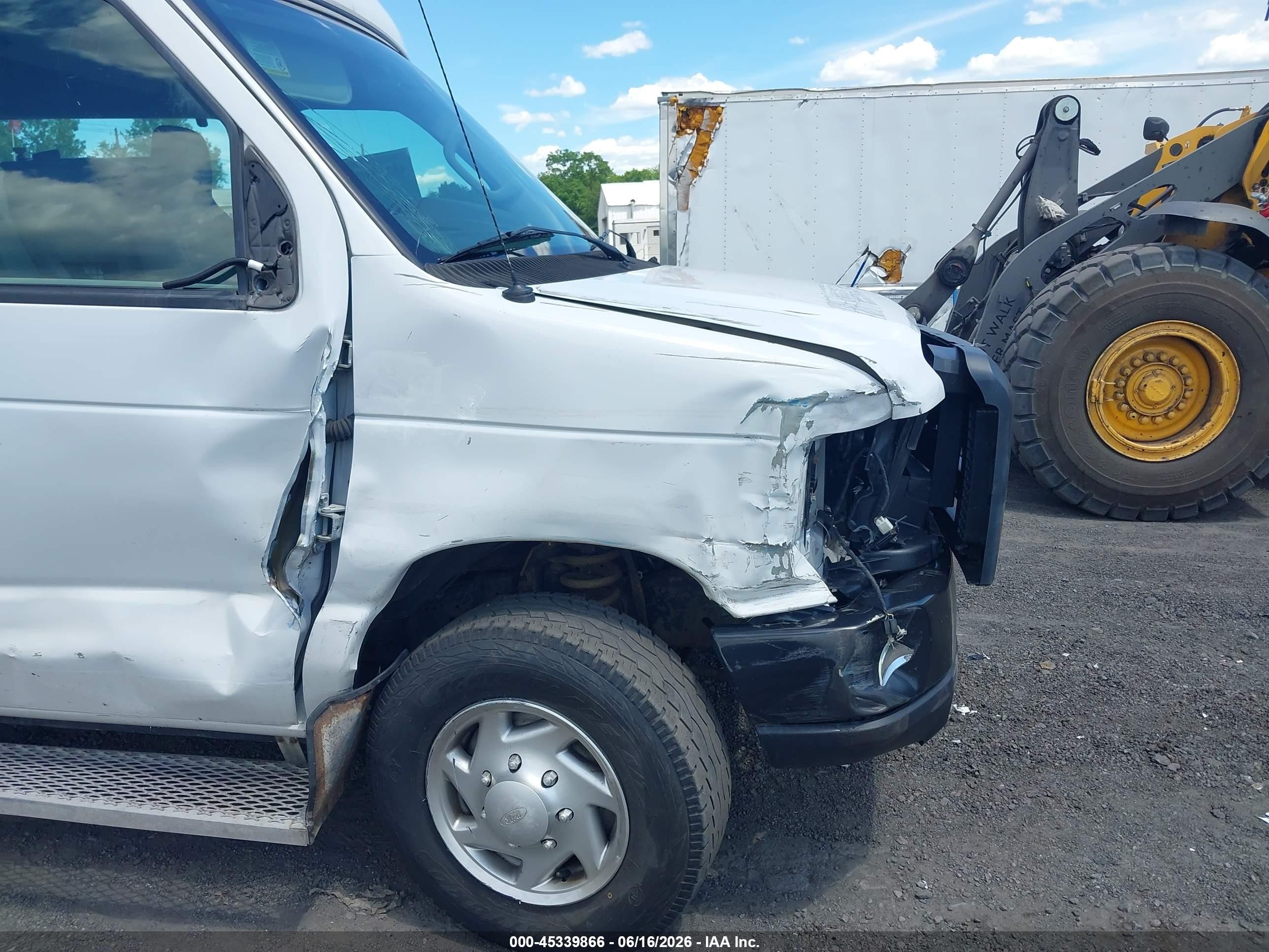2014 Ford E-250 Commercial White vin: 1FTNS2EW1EDA59535