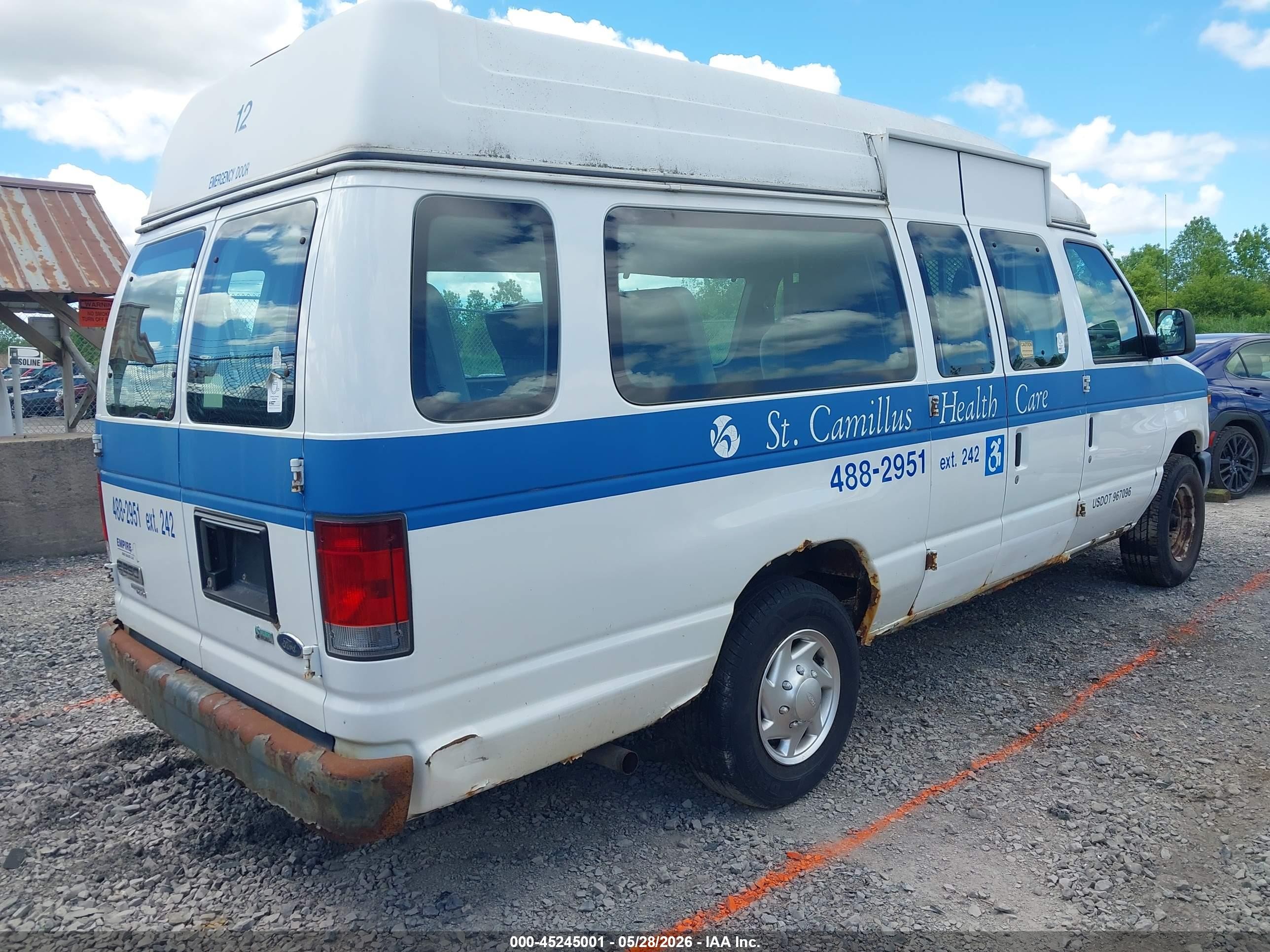 2011 Ford E-250 Commercial White vin: 1FTNS2EW4BDB29573