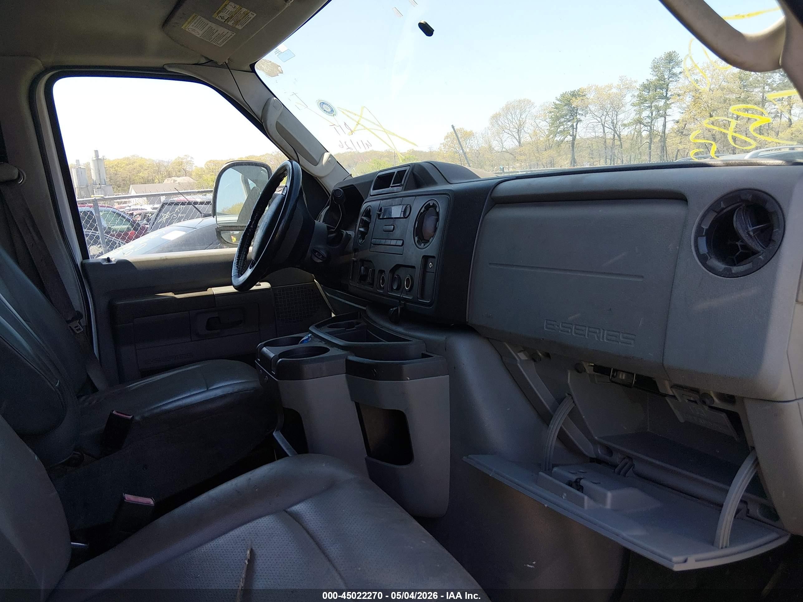 2013 Ford E-250 Commercial White vin: 1FTNS2EW4DDB29107