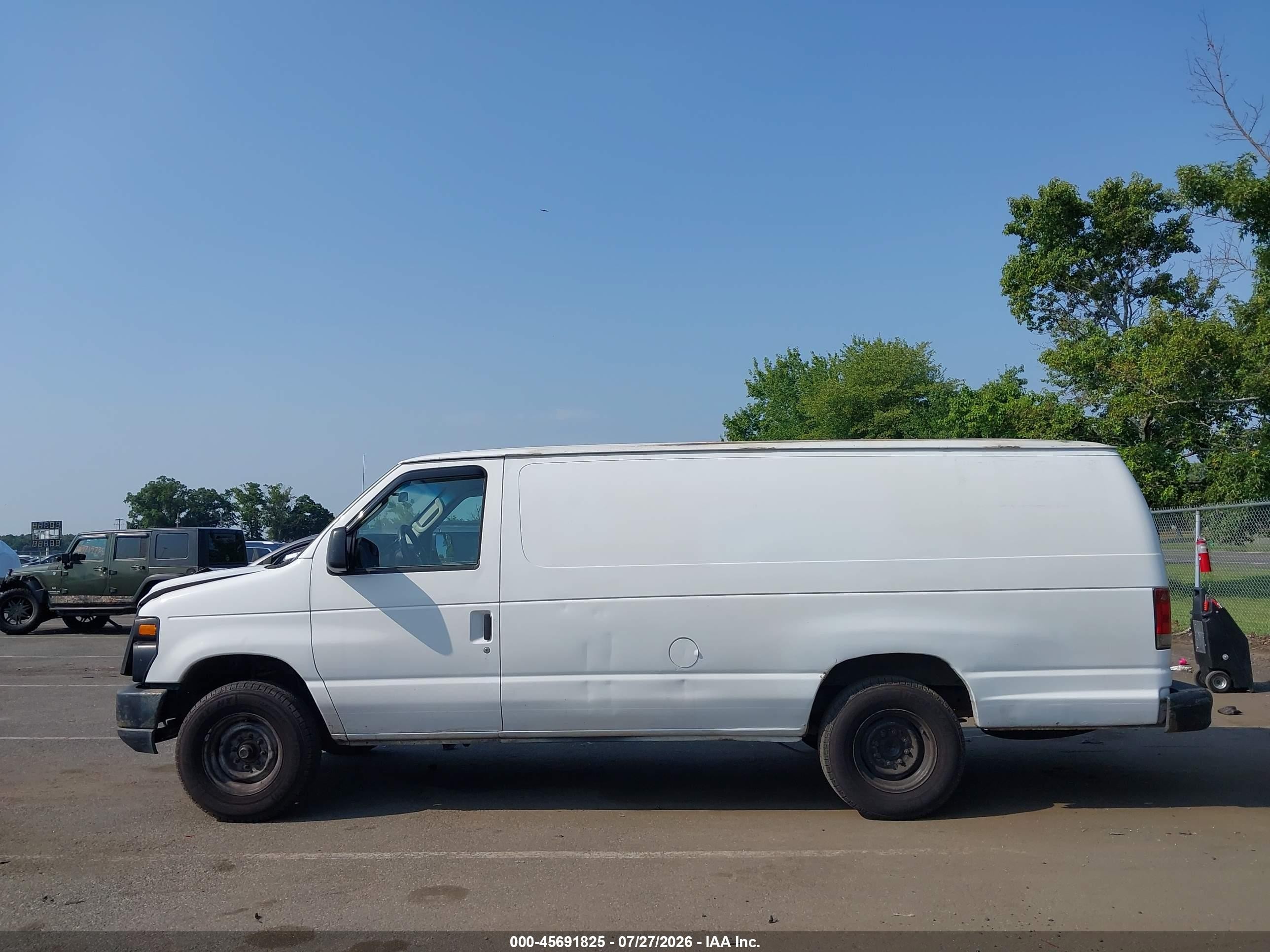 2012 Ford E-250 Commercial White vin: 1FTNS2EW5CDA35221