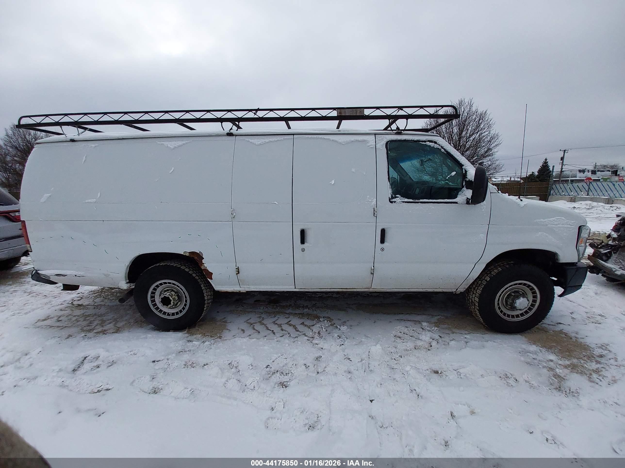 2010 Ford E-250 Commercial/recreational White vin: 1FTNS2EW6ADA01625