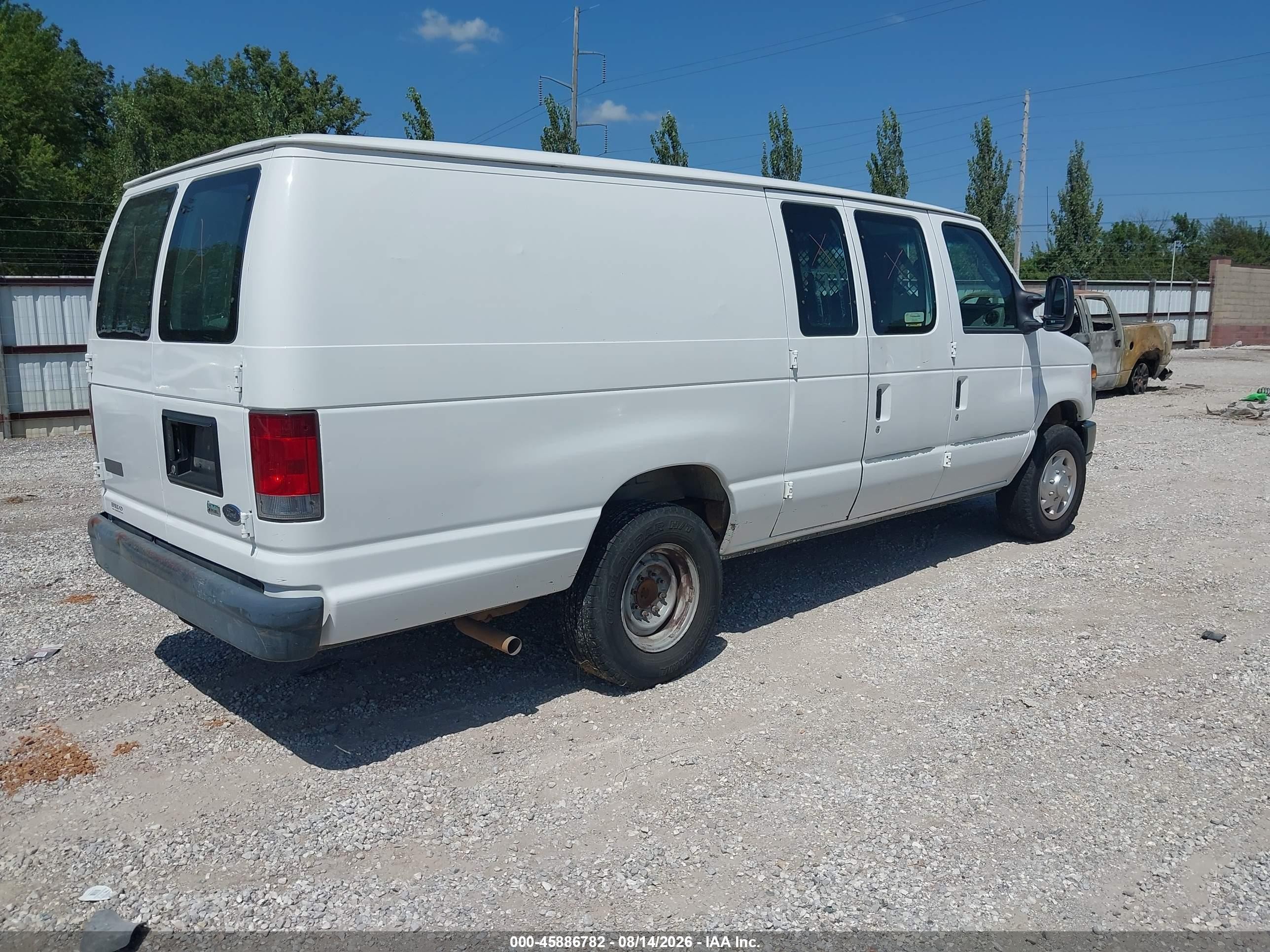 2010 Ford Econoline E250 Van White vin: 1FTNS2EW6ADA65003