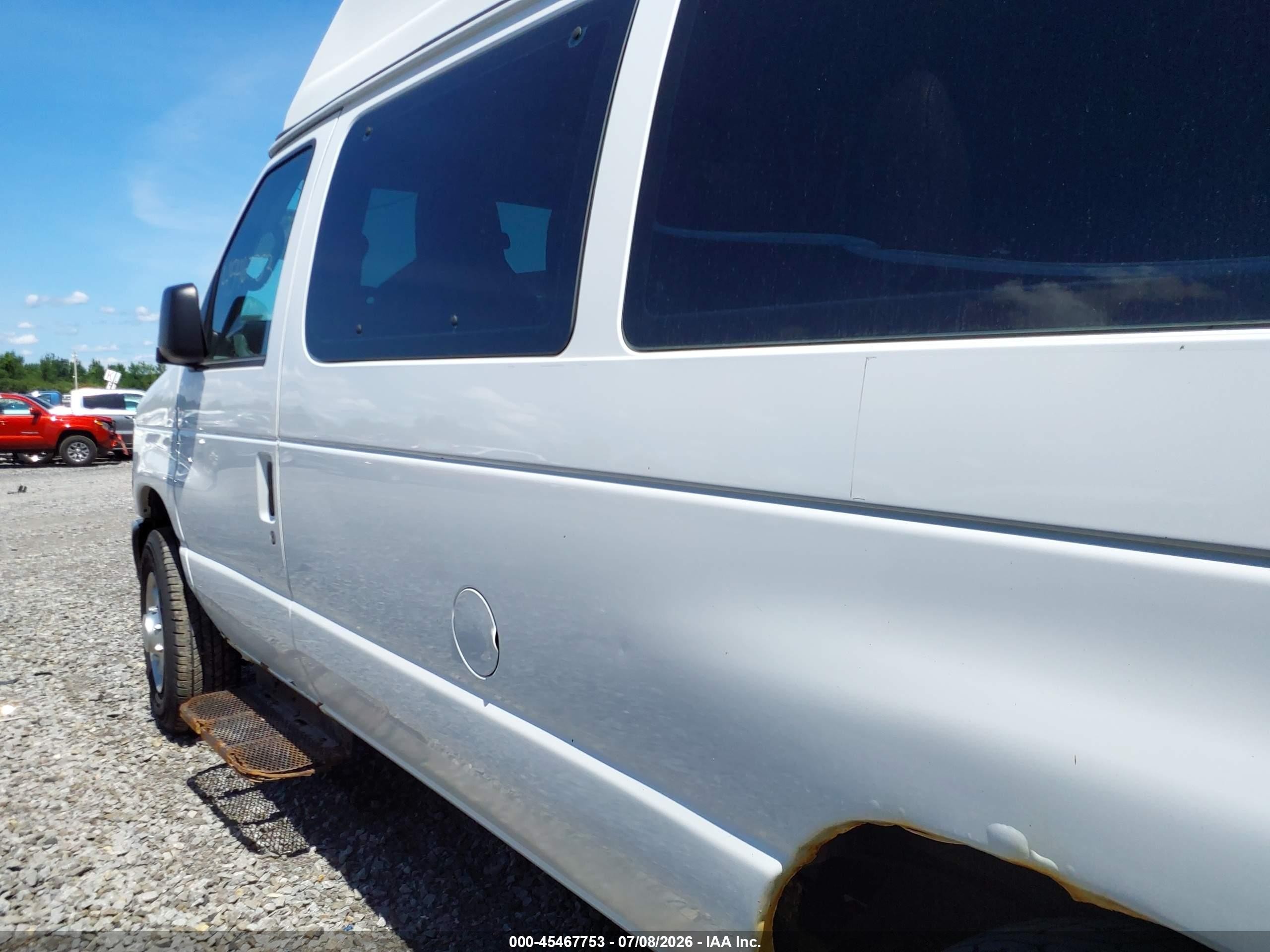 2012 Ford E-250 Commercial/recreational White vin: 1FTNS2EW6CDA47331