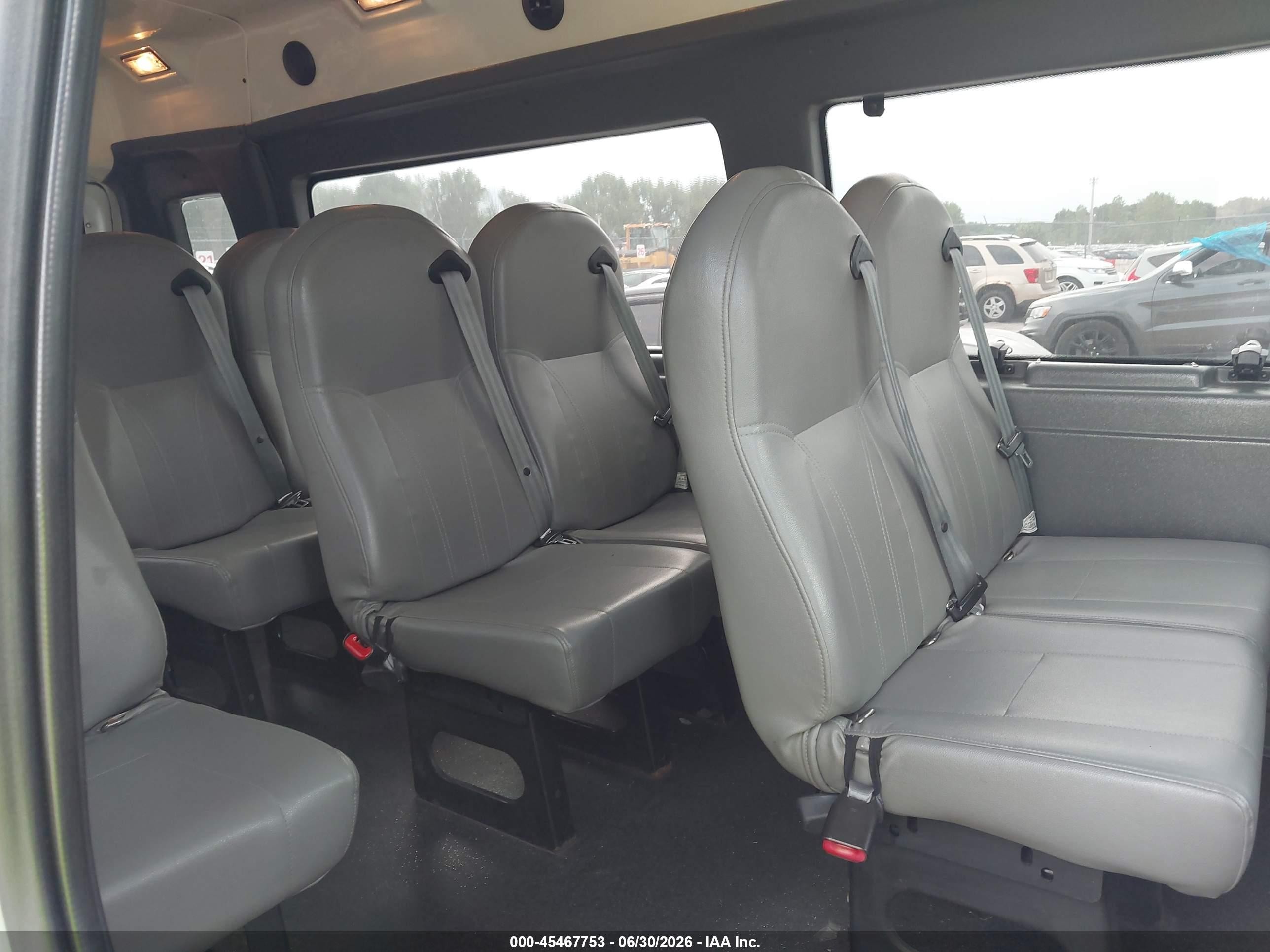 2012 Ford E-250 Commercial/recreational White vin: 1FTNS2EW6CDA47331