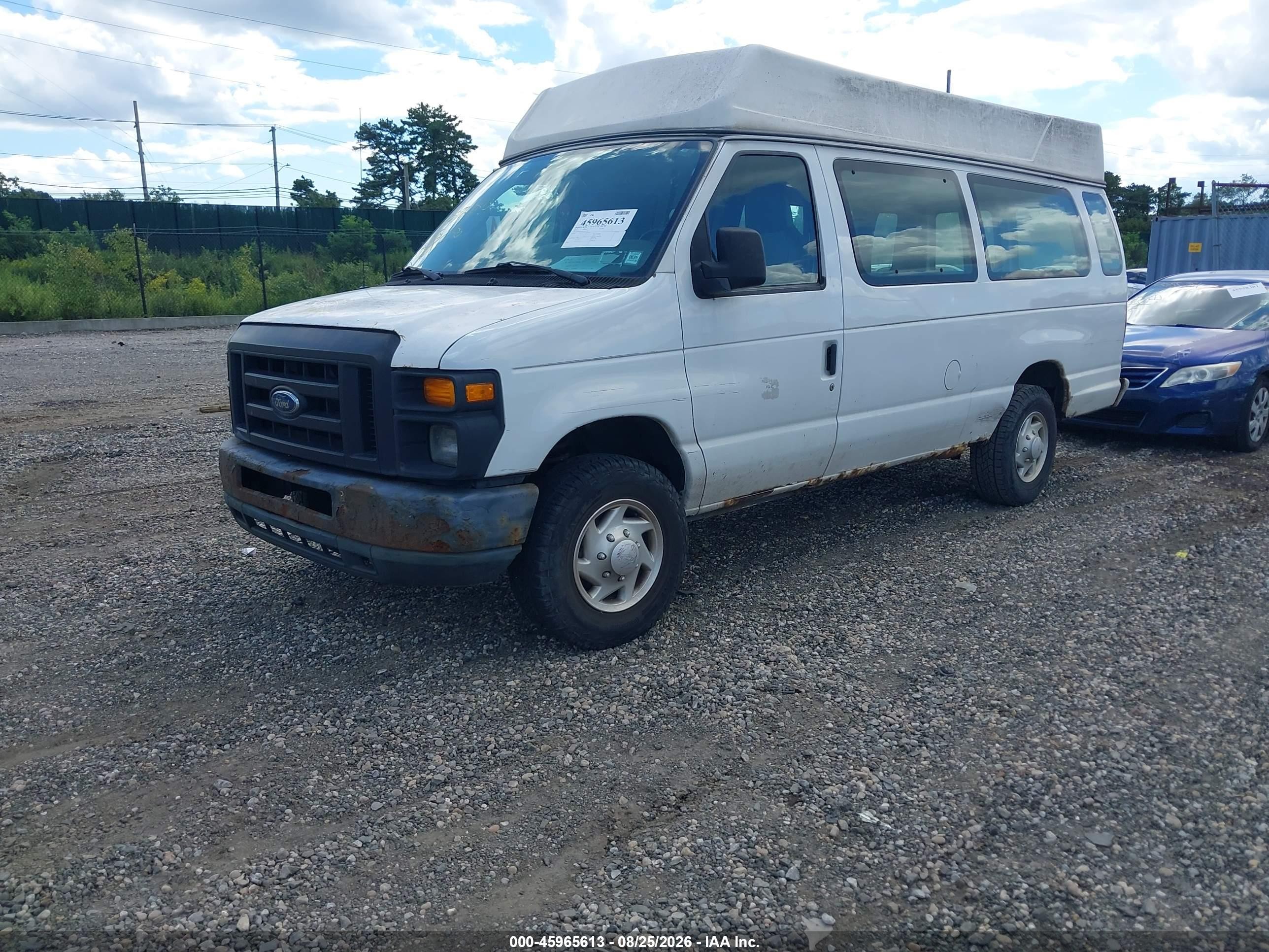 2013 Ford E-250 Commercial White vin: 1FTNS2EW6DDB22112