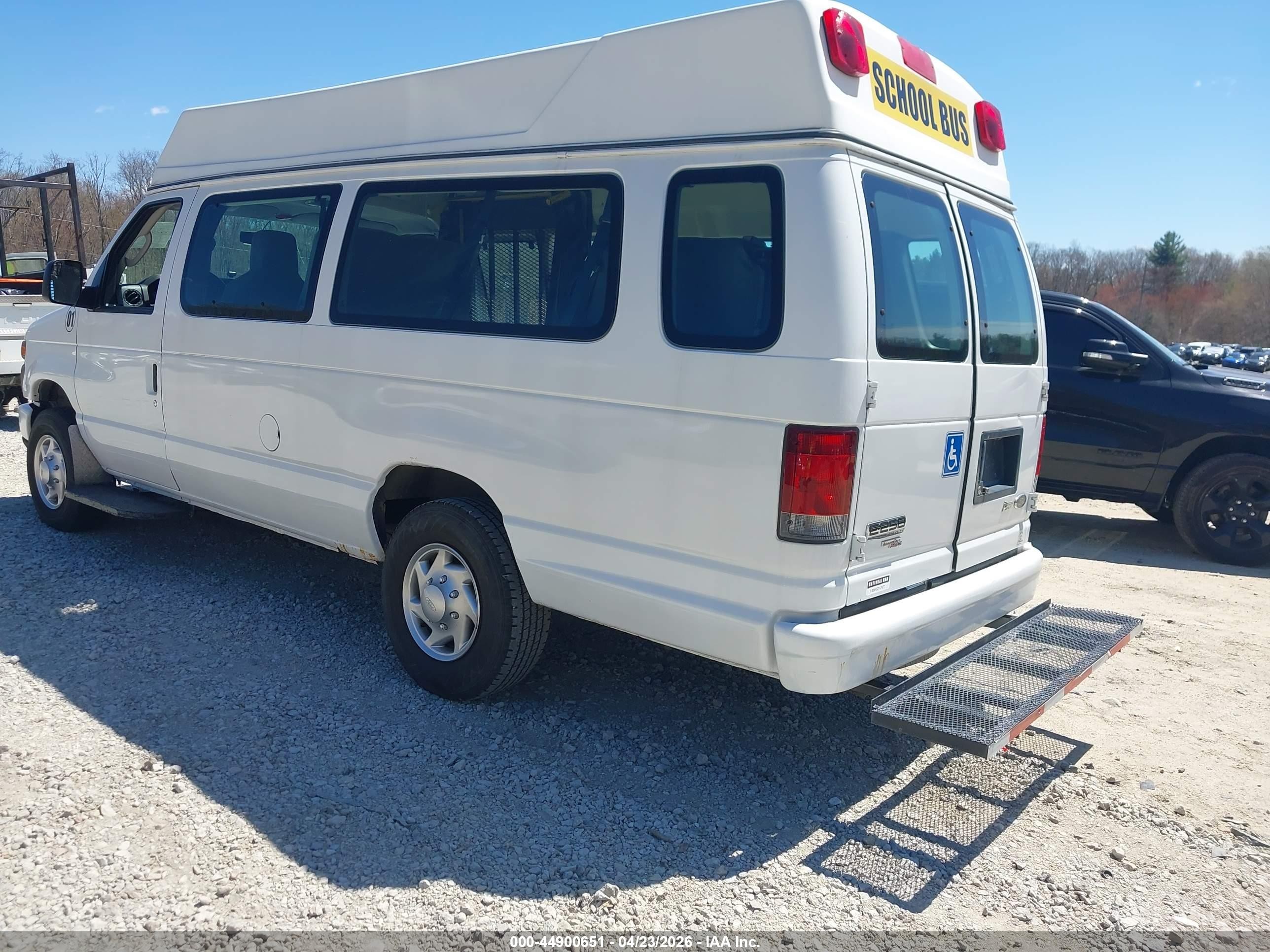 2012 Ford E-250 Commercial White vin: 1FTNS2EW8CDA86616