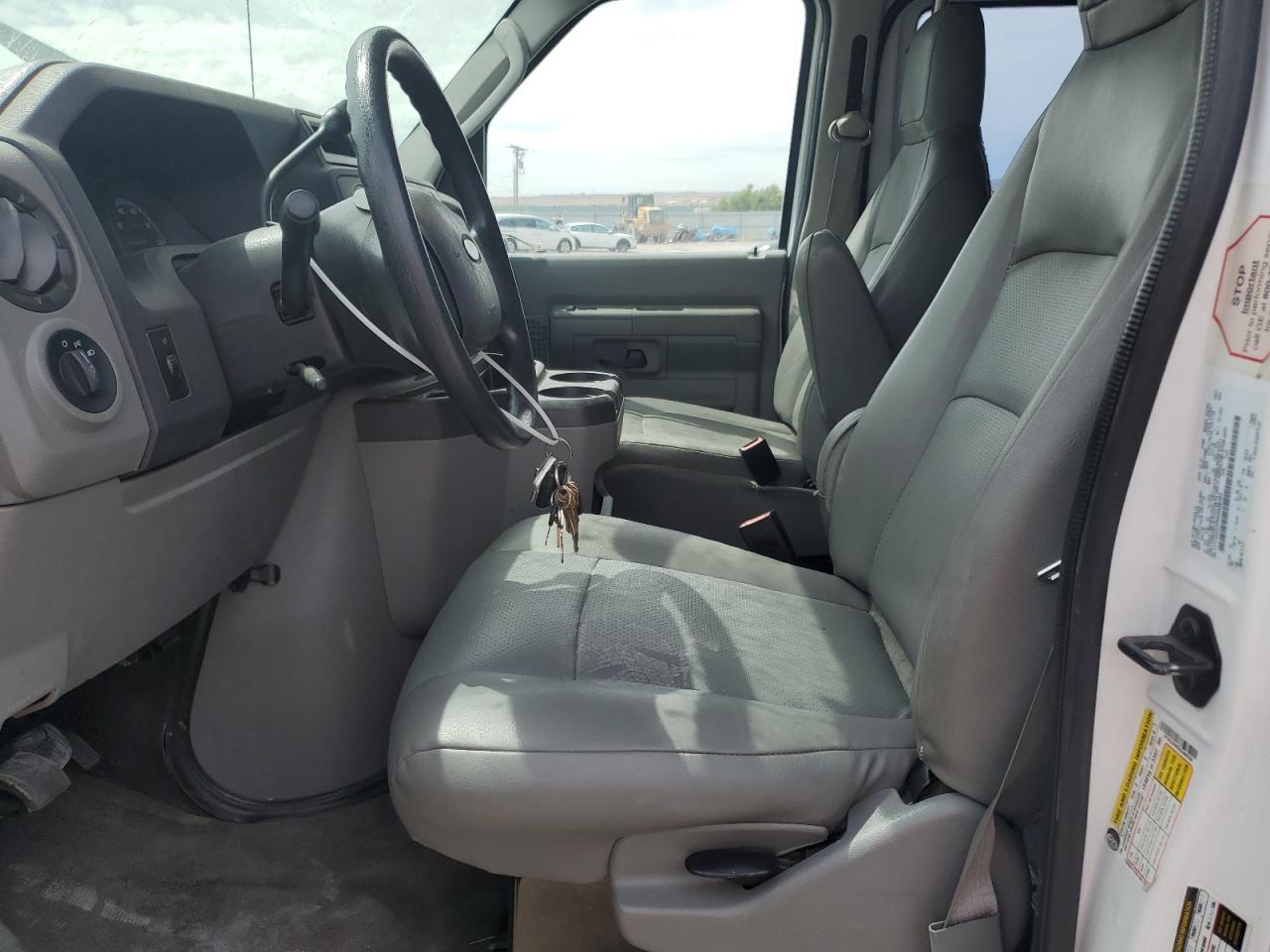 2010 Ford Econoline E250 Van White vin: 1FTNS2EW9ADA86394