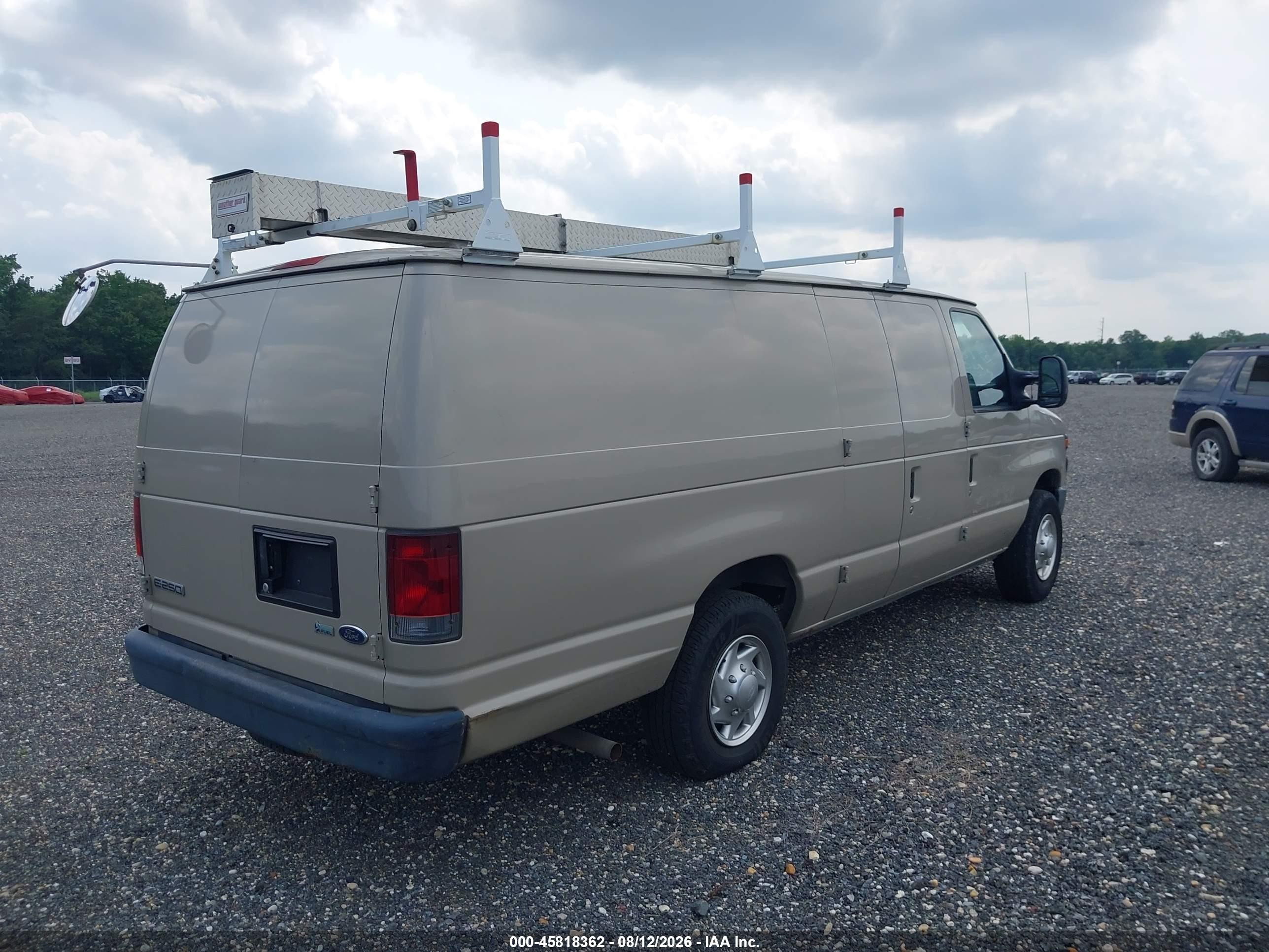 2010 Ford E-250 Commercial/recreational Beige vin: 1FTNS2EWXADA30836