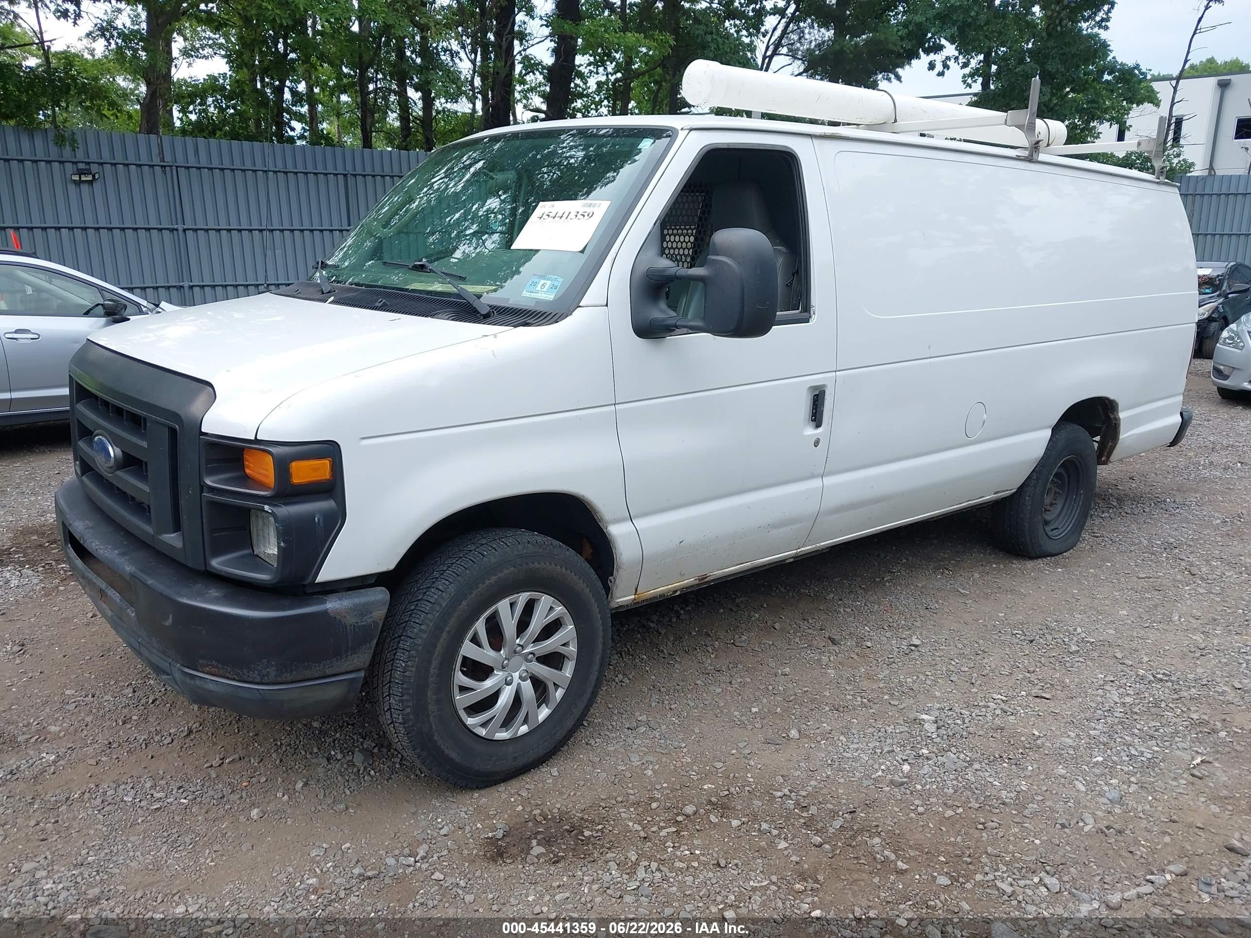 2012 Ford E-250 Commercial/recreational White vin: 1FTNS2EWXCDB32639