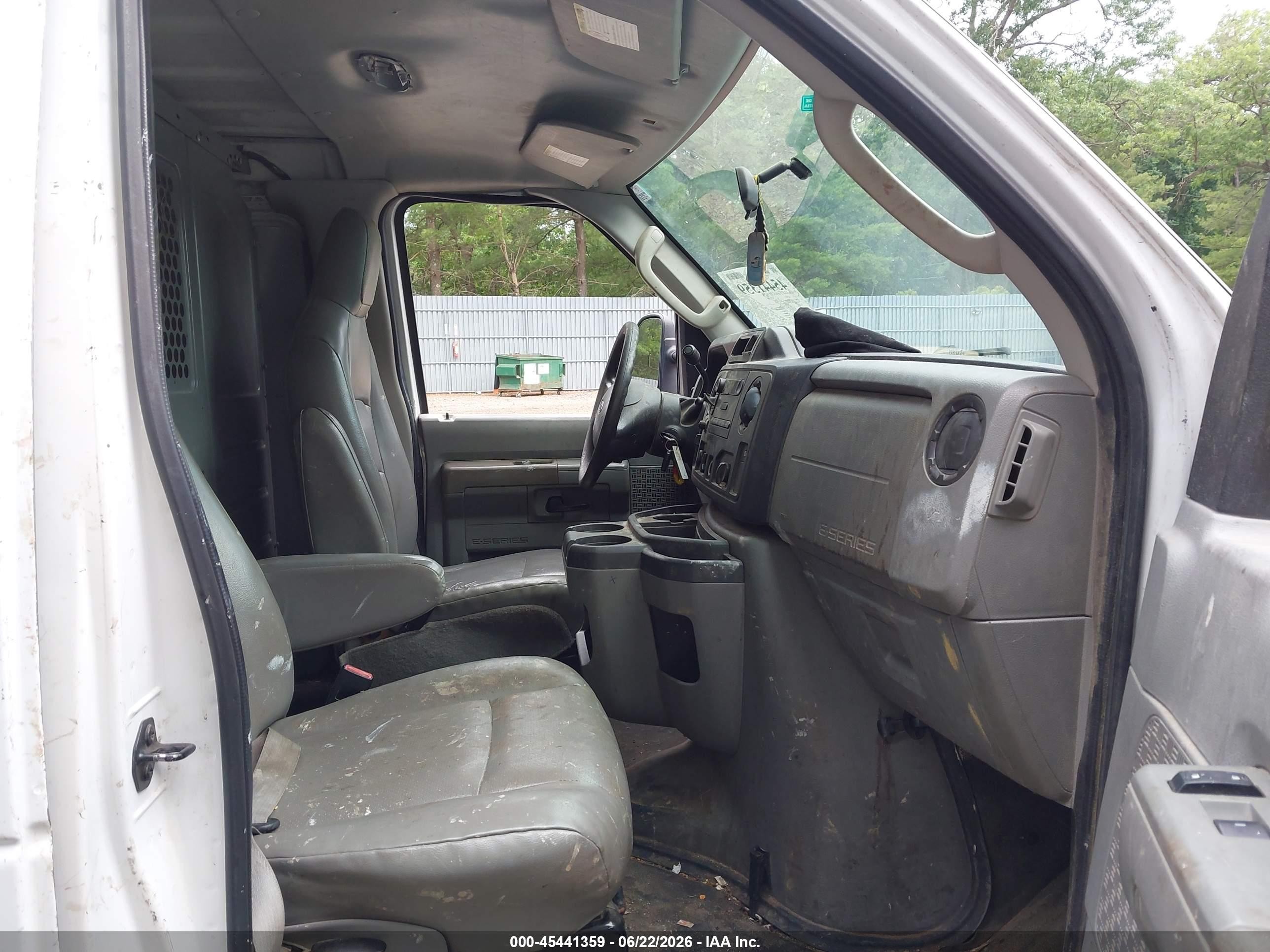 2012 Ford E-250 Commercial/recreational White vin: 1FTNS2EWXCDB32639